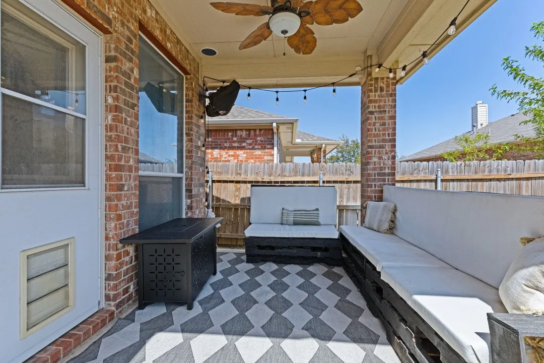 Single Family Residence For Sale in Tarrant County , 6200 Charisma Court, Fort Worth, Texas 76131, 3 Bedroom, 2 Bathroom, 2 Garage spaces, 1,470 Sqft, built in 2007, mls#21389870, Real Estate Agent in Fort Worth, Homes For Sale in Tarrant county, Homes For Sale in Fort Worth, Realtor in Fort Worth Texas, Real Estate Brokerage Independent Realty Texas, Luminita Cordes Realtor