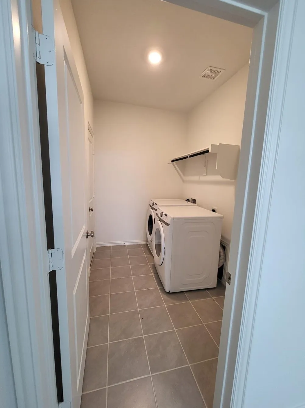 Townhouse For Rent in Dallas County , 5516 Union Street, Sachse, Texas 75048, 3 Bedroom, 3 Bathroom, 2 Garage spaces, 1,979 Sqft, built in 2021, mls#21389960, Real Estate Agent in Sachse, Homes For Rent in Dallas county, Homes For Rent in Sachse, Realtor in Sachse Texas, Real Estate Brokerage Independent Realty Texas, Luminita Cordes Realtor