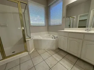 Single Family Residence For Sale in Tarrant County , 10717 Elmhurst Lane, Fort Worth, Texas 76244, 3 Bedroom, 2 Bathroom, 2 Garage spaces, 2,339 Sqft, built in 2001, mls#21389942, Real Estate Agent in Fort Worth, Homes For Sale in Tarrant county, Homes For Sale in Fort Worth, Realtor in Fort Worth Texas, Real Estate Brokerage Independent Realty Texas, Luminita Cordes Realtor