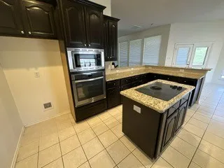Single Family Residence For Sale in Tarrant County , 10717 Elmhurst Lane, Fort Worth, Texas 76244, 3 Bedroom, 2 Bathroom, 2 Garage spaces, 2,339 Sqft, built in 2001, mls#21389942, Real Estate Agent in Fort Worth, Homes For Sale in Tarrant county, Homes For Sale in Fort Worth, Realtor in Fort Worth Texas, Real Estate Brokerage Independent Realty Texas, Luminita Cordes Realtor