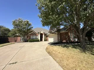 Single Family Residence For Sale in Tarrant County , 10717 Elmhurst Lane, Fort Worth, Texas 76244, 3 Bedroom, 2 Bathroom, 2 Garage spaces, 2,339 Sqft, built in 2001, mls#21389942, Real Estate Agent in Fort Worth, Homes For Sale in Tarrant county, Homes For Sale in Fort Worth, Realtor in Fort Worth Texas, Real Estate Brokerage Independent Realty Texas, Luminita Cordes Realtor