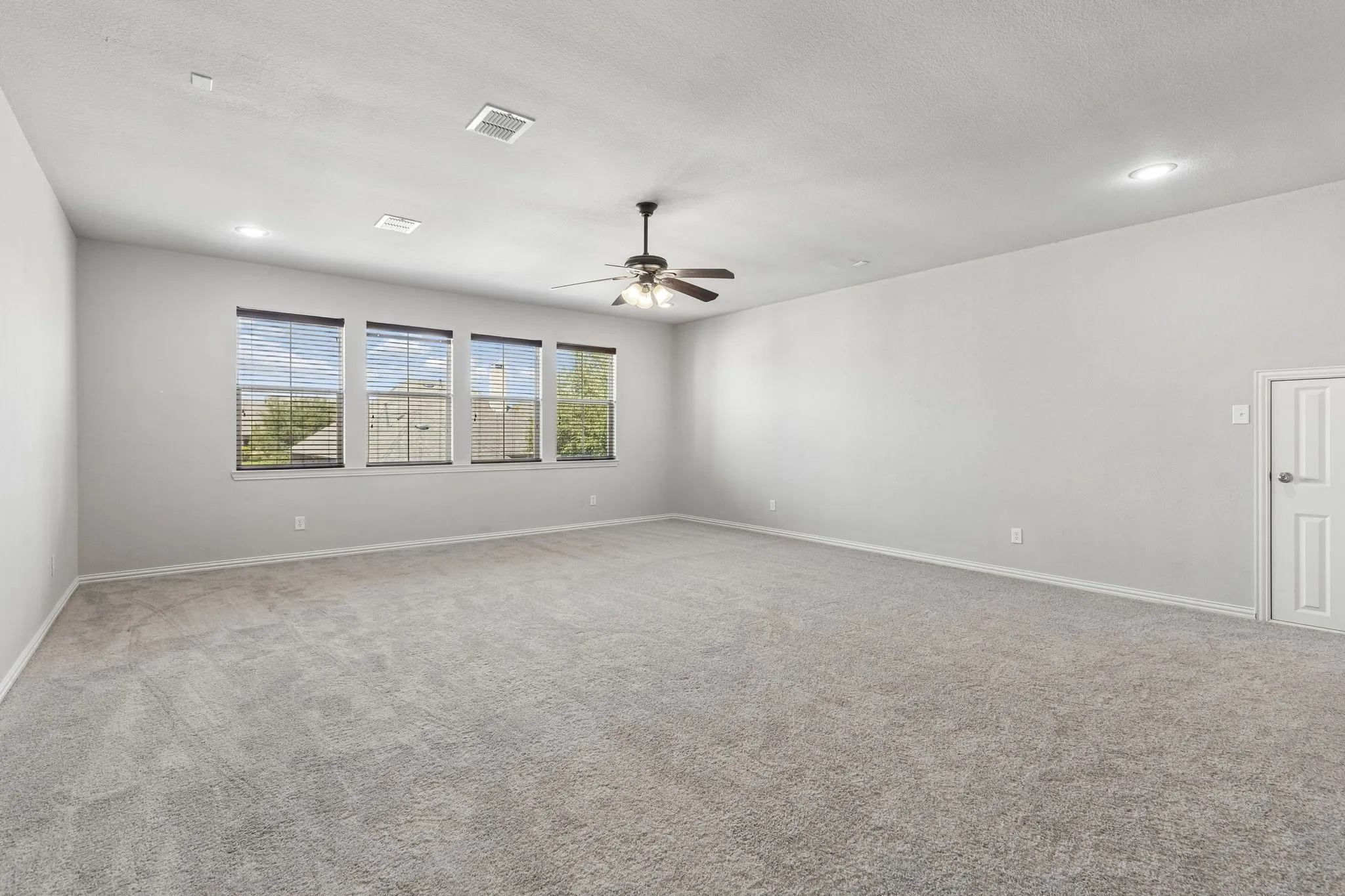 Bonus area perfect for game room or family room