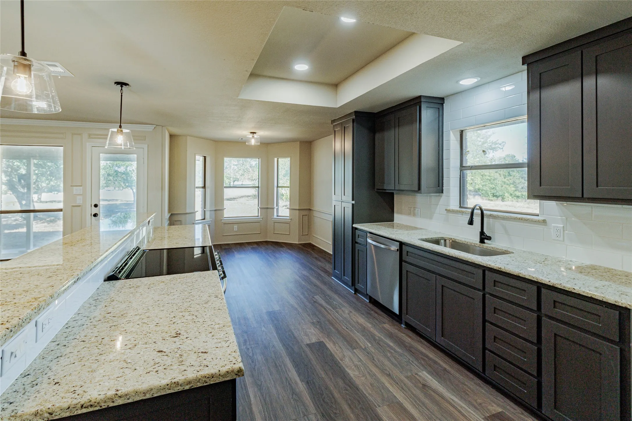 Single Family Residence For Sale in Wise County , 1376 County Road 4651, Rhome, Texas 76078, 4 Bedroom, 3 Bathroom, Garage spaces, 2,445 Sqft, built in 1986, mls#21388231, Real Estate Agent in Rhome, Homes For Sale in Wise county, Homes For Sale in Rhome, Realtor in Rhome Texas, Real Estate Brokerage Independent Realty Texas, Luminita Cordes Realtor