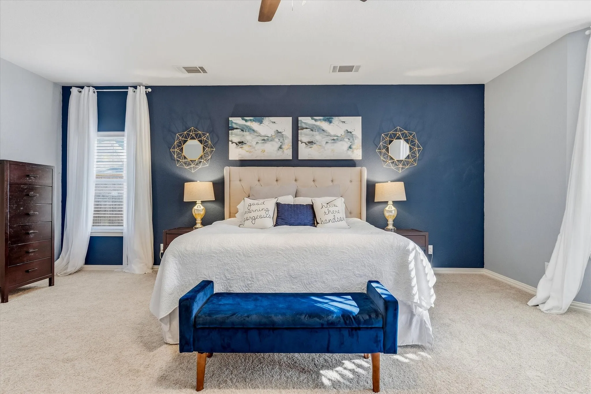 Single Family Residence For Sale in Tarrant County , 8212 Hallmark Drive, North Richland Hills, Texas 76182, 4 Bedroom, 3 Bathroom, 2 Garage spaces, 3,045 Sqft, built in 1999, mls#21387414, Real Estate Agent in North Richland Hills, Homes For Sale in Tarrant county, Homes For Sale in North Richland Hills, Realtor in North Richland Hills Texas, Real Estate Brokerage Independent Realty Texas, Luminita Cordes Realtor