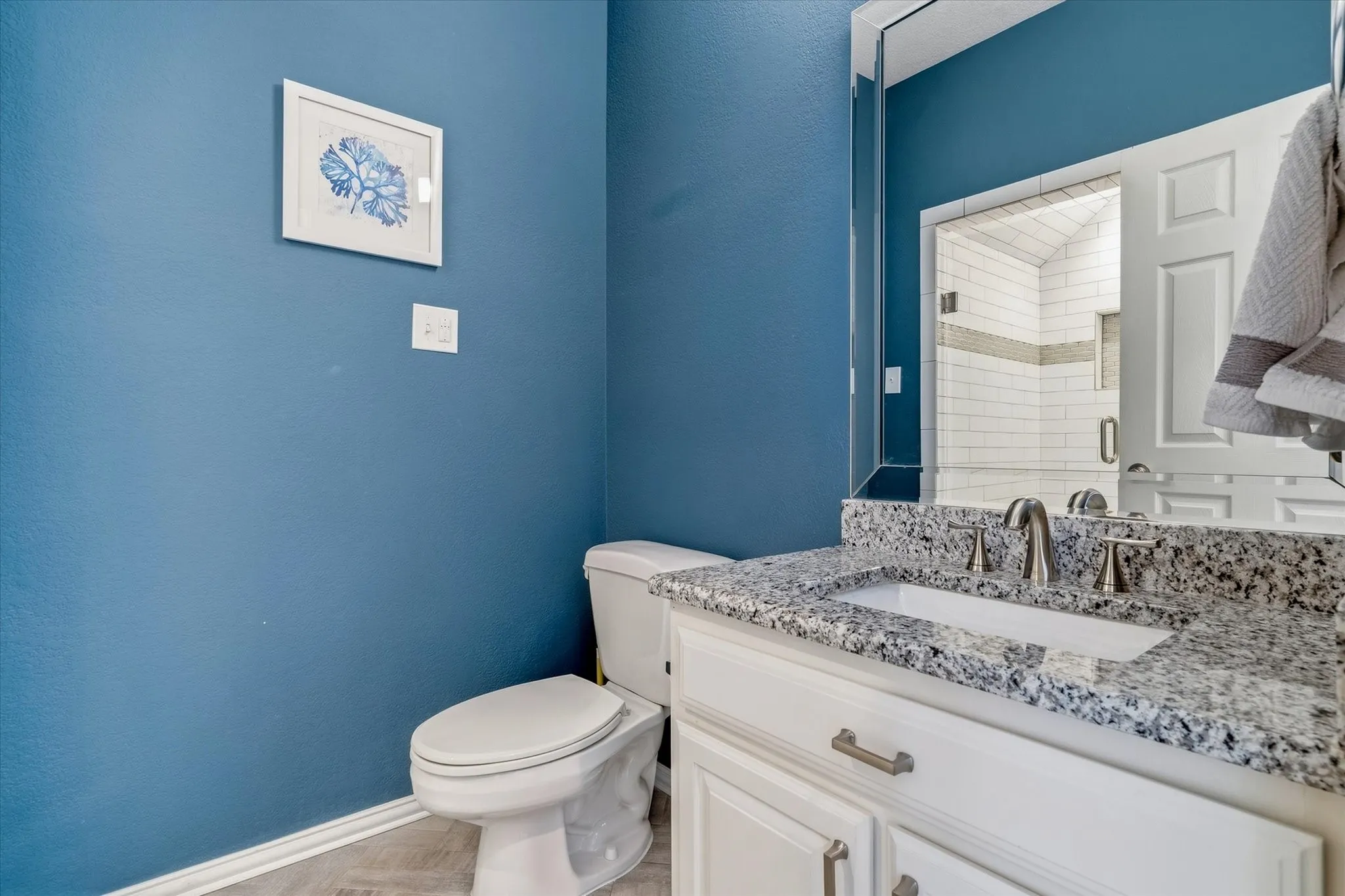 Single Family Residence For Sale in Tarrant County , 8212 Hallmark Drive, North Richland Hills, Texas 76182, 4 Bedroom, 3 Bathroom, 2 Garage spaces, 3,045 Sqft, built in 1999, mls#21387414, Real Estate Agent in North Richland Hills, Homes For Sale in Tarrant county, Homes For Sale in North Richland Hills, Realtor in North Richland Hills Texas, Real Estate Brokerage Independent Realty Texas, Luminita Cordes Realtor