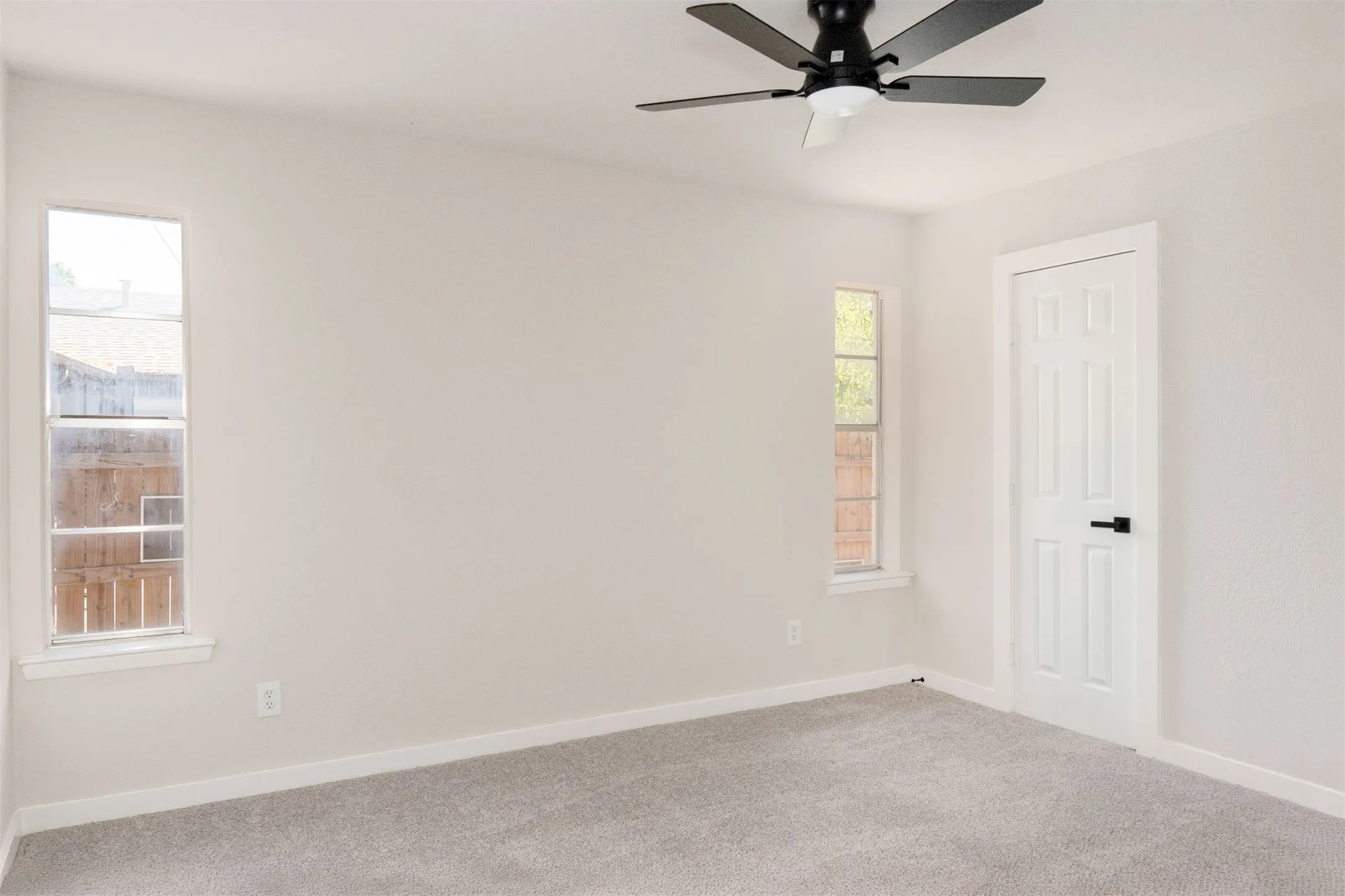 Single Family Residence For Sale in Tarrant County , 7708 N Richland Boulevard, North Richland Hills, Texas 76180, 3 Bedroom, 2 Bathroom, 2 Garage spaces, 1,574 Sqft, built in 1975, mls#21387099, Real Estate Agent in North Richland Hills, Homes For Sale in Tarrant county, Homes For Sale in North Richland Hills, Realtor in North Richland Hills Texas, Real Estate Brokerage Independent Realty Texas, Luminita Cordes Realtor