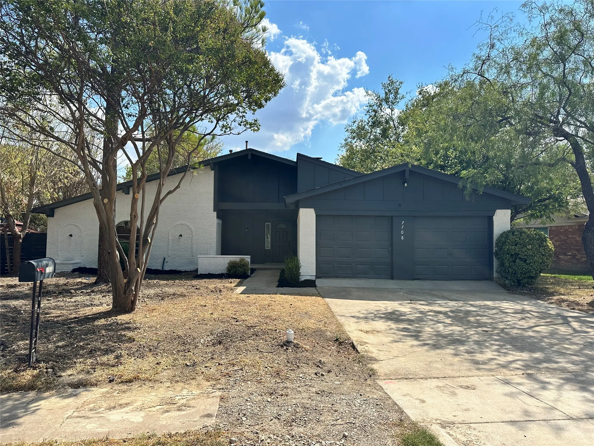 Single Family Residence For Sale