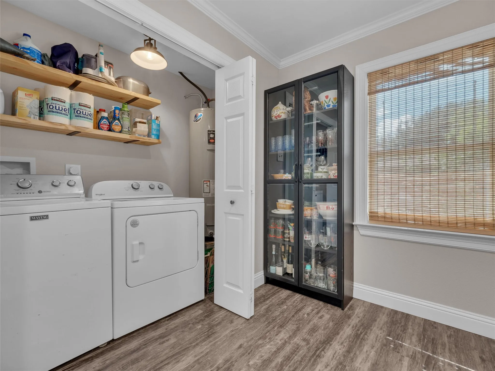 Single Family Residence For Sale in Tarrant County , 5400 Meadowbrook Drive, Fort Worth, Texas 76112, 3 Bedroom, 1 Bathroom, 2 Garage spaces, 1,364 Sqft, built in 1952, mls#21388209, Real Estate Agent in Fort Worth, Homes For Sale in Tarrant county, Homes For Sale in Fort Worth, Realtor in Fort Worth Texas, Real Estate Brokerage Independent Realty Texas, Luminita Cordes Realtor