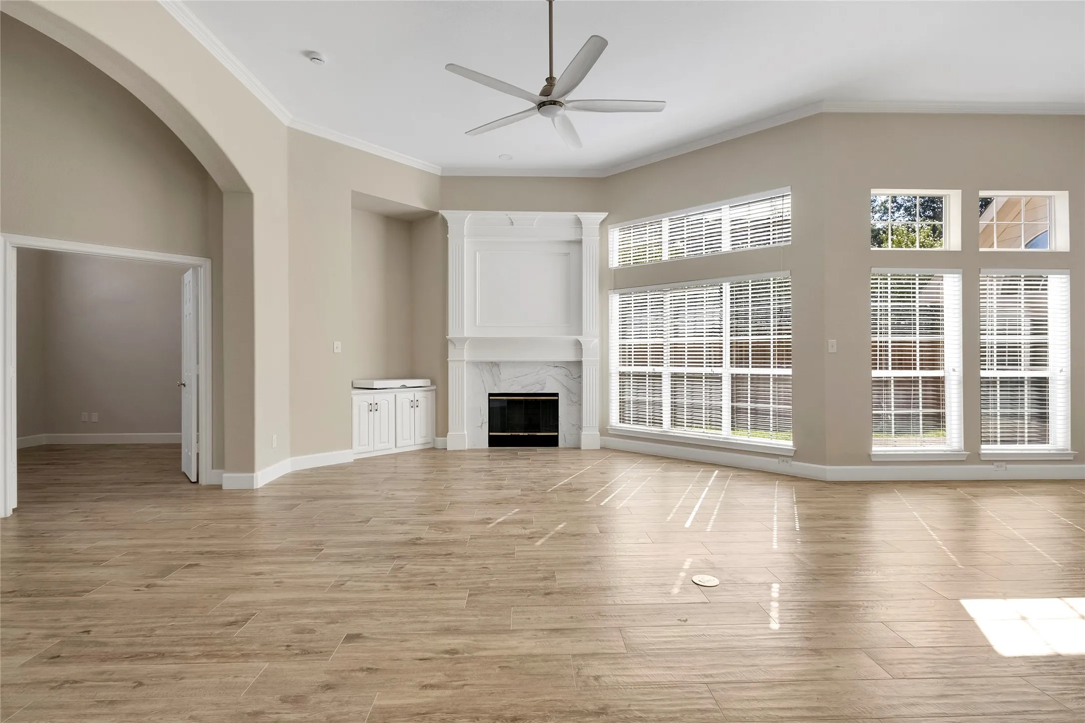 Single Family Residence For Rent in Collin County , 7042 Aspen Creek Lane, Dallas, Texas 75252, 3 Bedroom, 2 Bathroom, 2 Garage spaces, 1,672 Sqft, built in 1997, mls#21388470, Real Estate Agent in Dallas, Homes For Rent in Collin county, Homes For Rent in Dallas, Realtor in Dallas Texas, Real Estate Brokerage Independent Realty Texas, Luminita Cordes Realtor