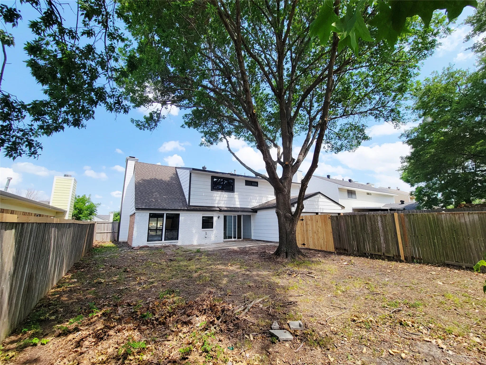 Single Family Residence For Sale in Dallas County , 2317 Woodhollow Avenue, Mesquite, Texas 75150, 3 Bedroom, 2 Bathroom, 2 Garage spaces, 2,038 Sqft, built in 1983, mls#21389966, Real Estate Agent in Mesquite, Homes For Sale in Dallas county, Homes For Sale in Mesquite, Realtor in Mesquite Texas, Real Estate Brokerage Independent Realty Texas, Luminita Cordes Realtor
