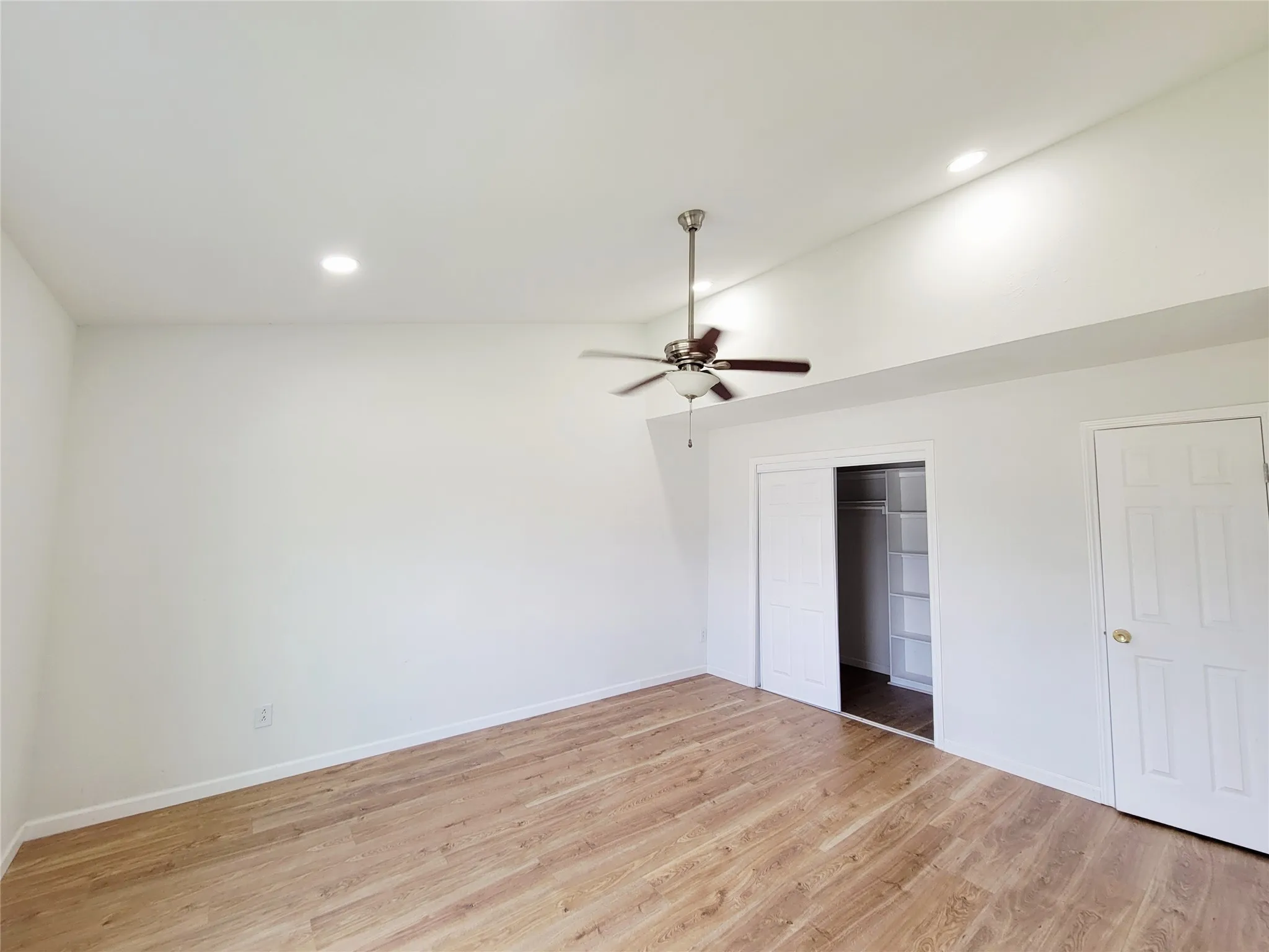 Single Family Residence For Sale in Dallas County , 2317 Woodhollow Avenue, Mesquite, Texas 75150, 3 Bedroom, 2 Bathroom, 2 Garage spaces, 2,038 Sqft, built in 1983, mls#21389966, Real Estate Agent in Mesquite, Homes For Sale in Dallas county, Homes For Sale in Mesquite, Realtor in Mesquite Texas, Real Estate Brokerage Independent Realty Texas, Luminita Cordes Realtor