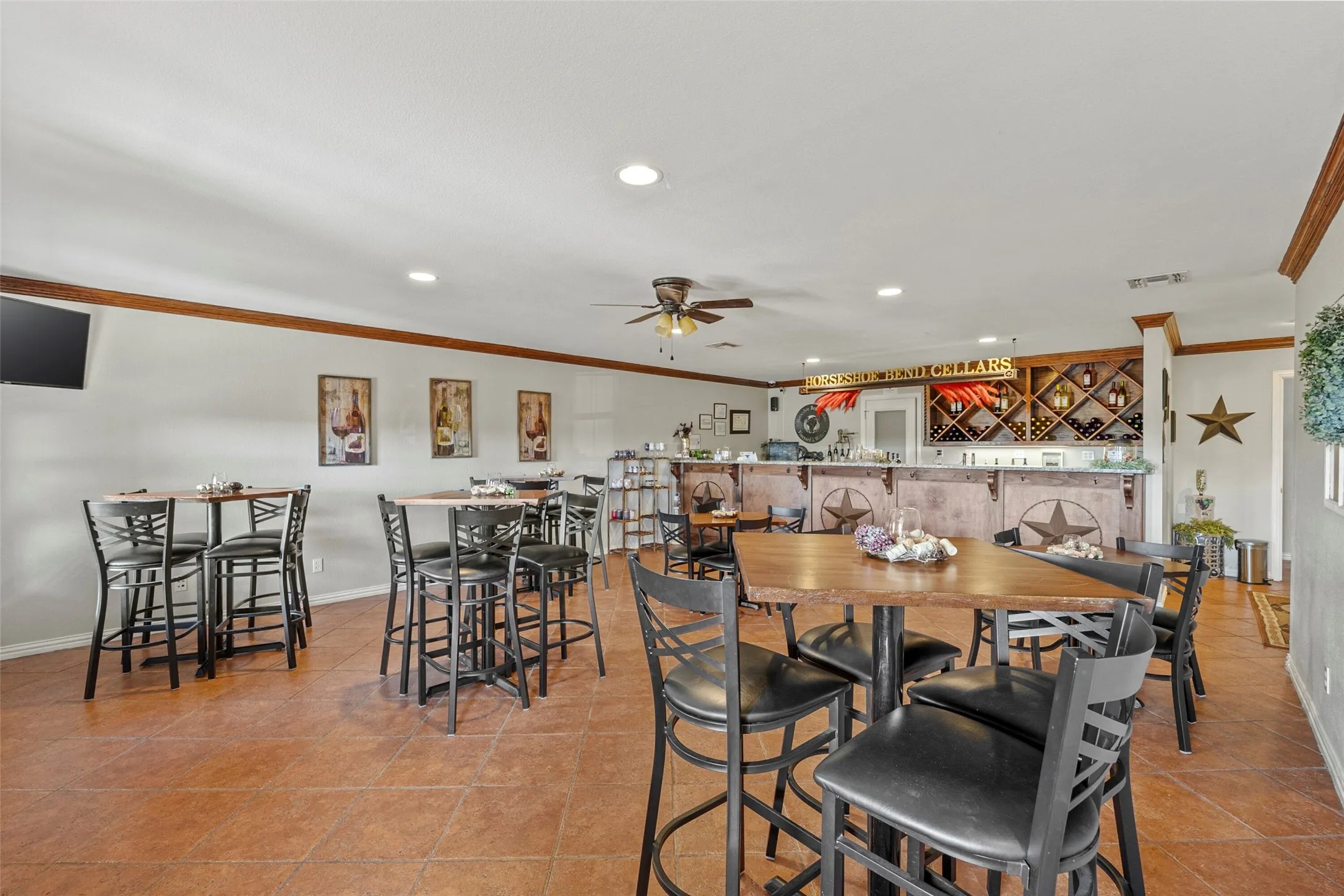 Business For Sale in Wichita County , 3399 S Peterson Road S, Iowa Park, Texas 76367, 0, 0, Garage spaces, 8,058 Sqft, built in 1999, mls#21380535, Real Estate Agent in Iowa Park, Homes For Sale in Wichita county, Homes For Sale in Iowa Park, Realtor in Iowa Park Texas, Real Estate Brokerage Independent Realty Texas, Luminita Cordes Realtor