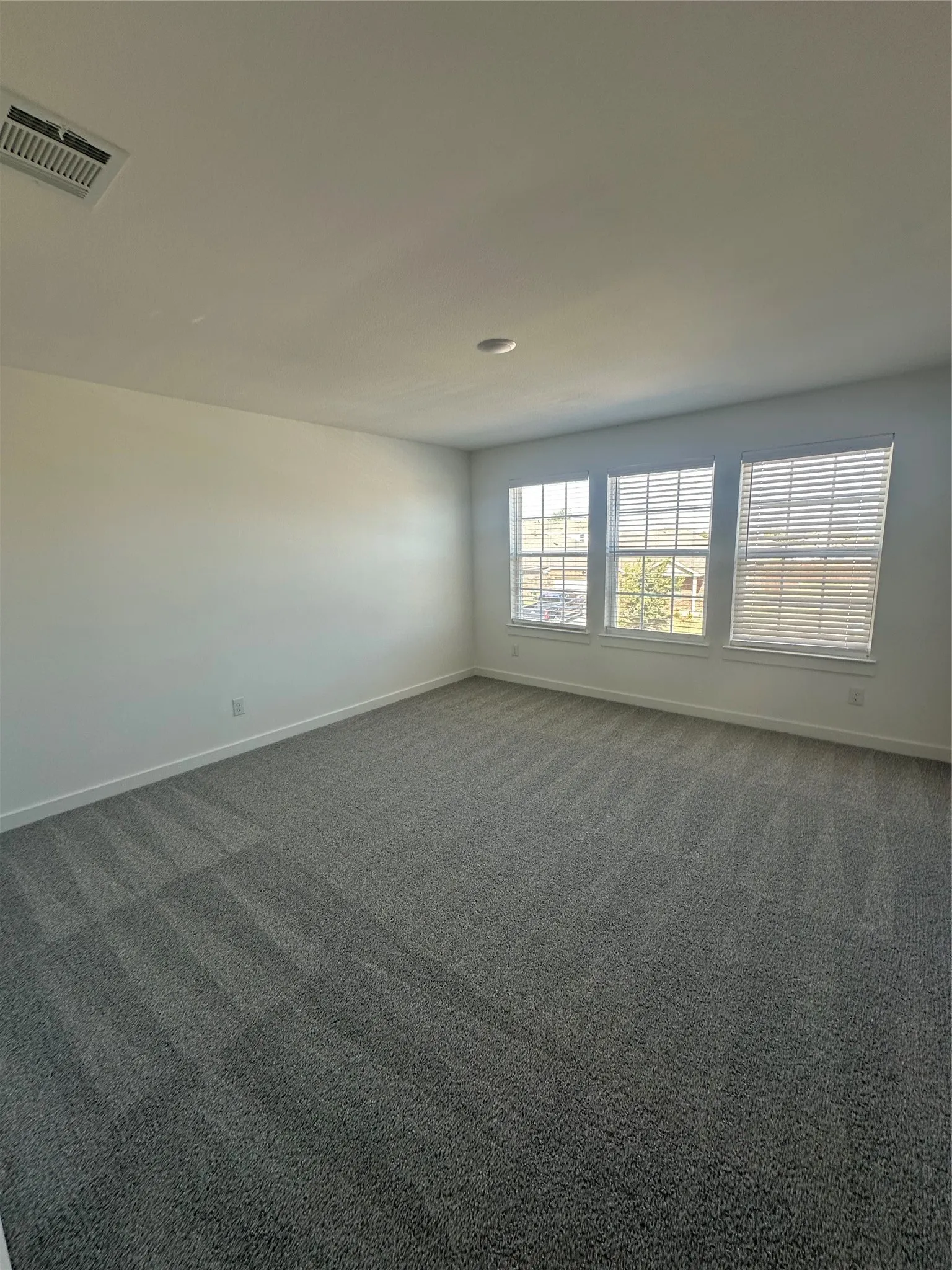 Single Family Residence For Rent in Kaufman County , 1350 Eldridge Pond Street, Forney, Texas 75126, 3 Bedroom, 3 Bathroom, 2 Garage spaces, 2,093 Sqft, built in 2026, mls#21384307, Real Estate Agent in Forney, Homes For Rent in Kaufman county, Homes For Rent in Forney, Realtor in Forney Texas, Real Estate Brokerage Independent Realty Texas, Luminita Cordes Realtor