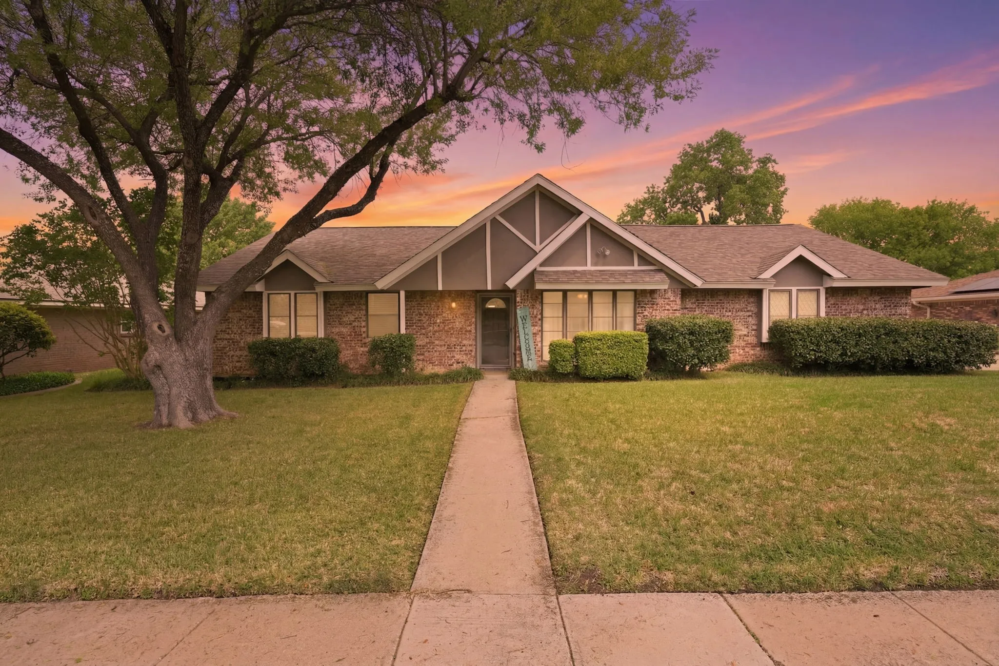 Virtual twilight view of front