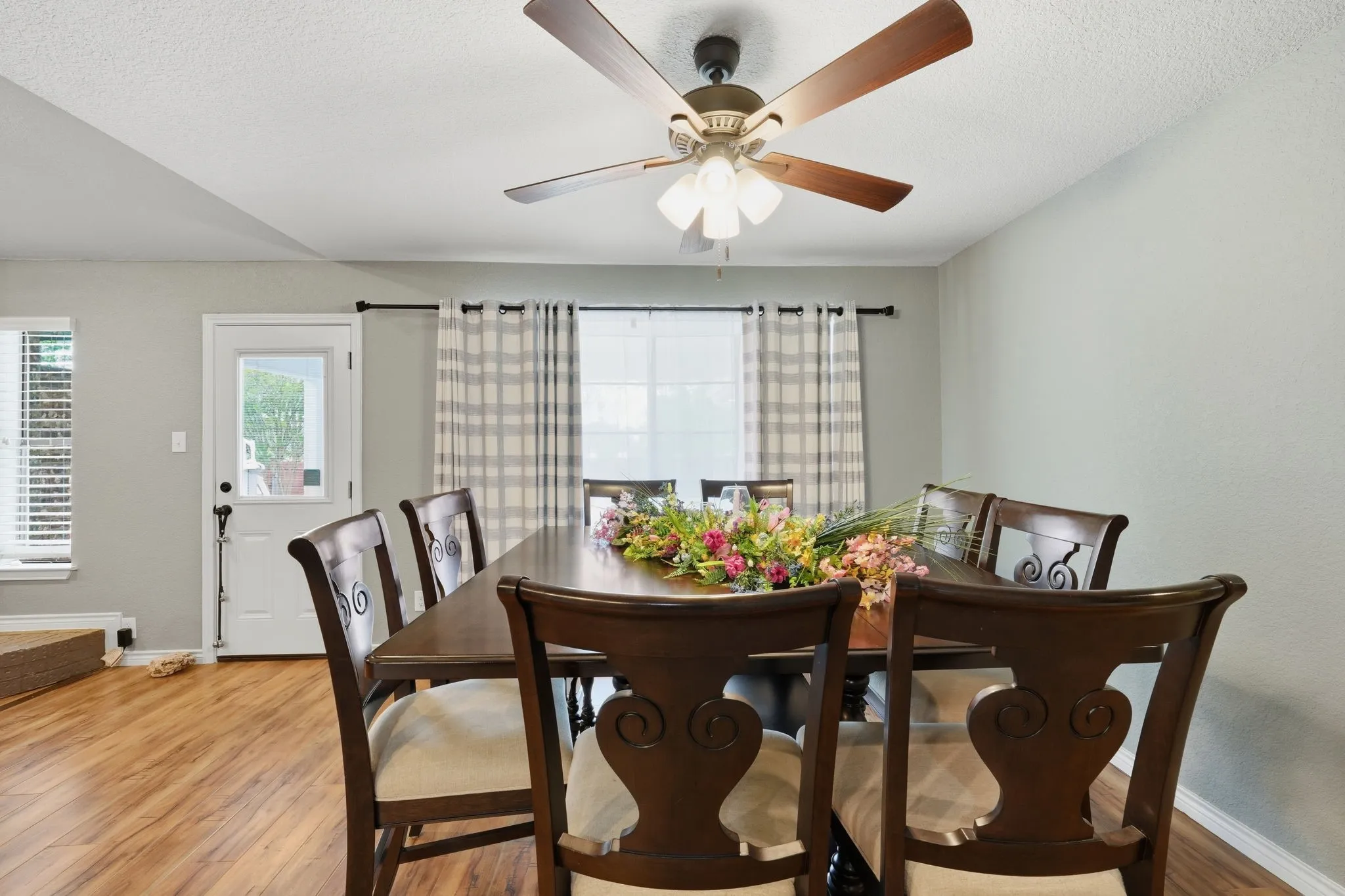 Large Breakfast area
