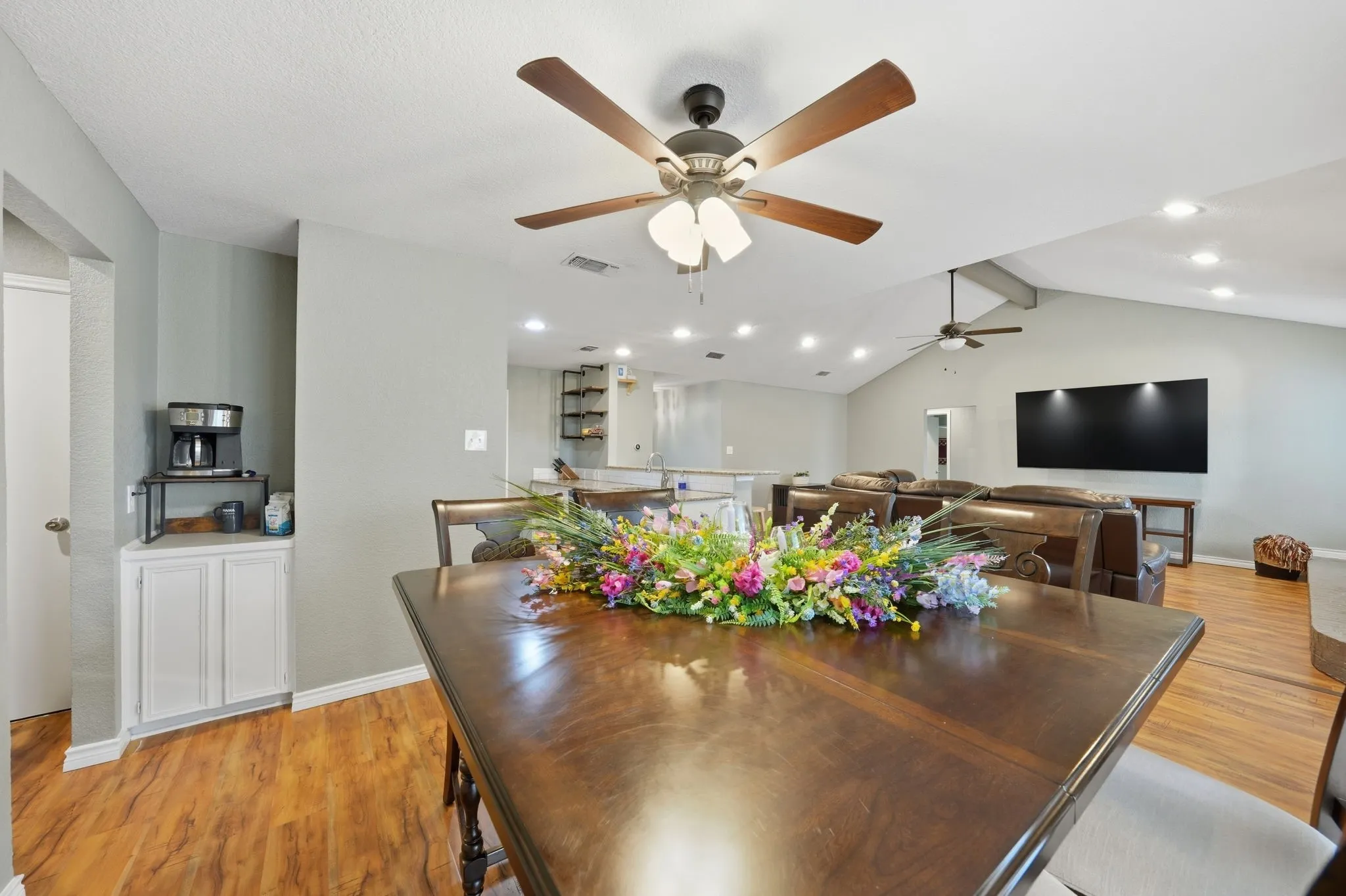 Breakfast area with coffee bar