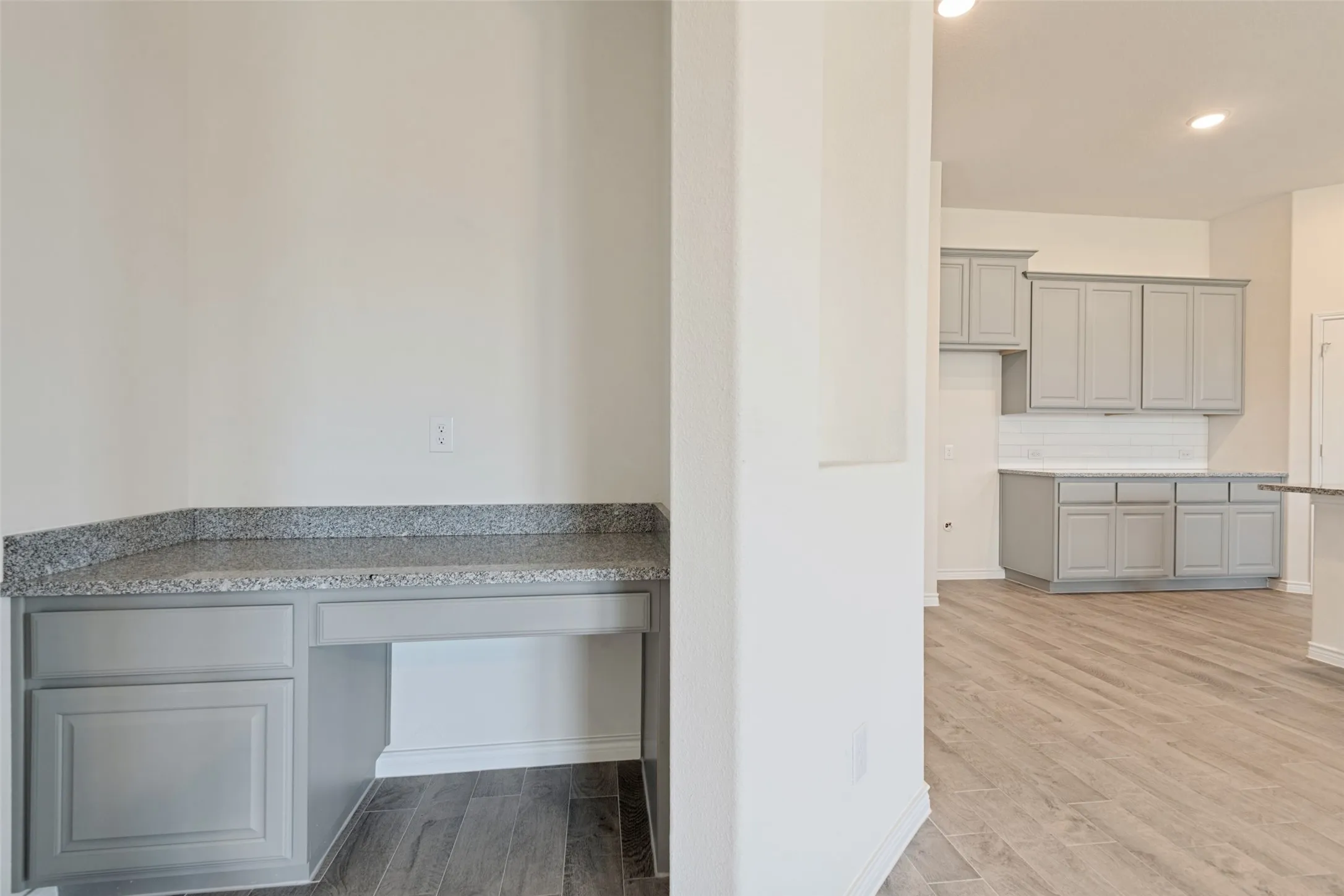 Single Family Residence For Sale in Kaufman County , 4108 Ellinger Drive, Heath, Texas 75126, 4 Bedroom, 2 Bathroom, 2 Garage spaces, 2,095 Sqft, built in 2022, mls#21389978, Real Estate Agent in Heath, Homes For Sale in Kaufman county, Homes For Sale in Heath, Realtor in Heath Texas, Real Estate Brokerage Independent Realty Texas, Luminita Cordes Realtor