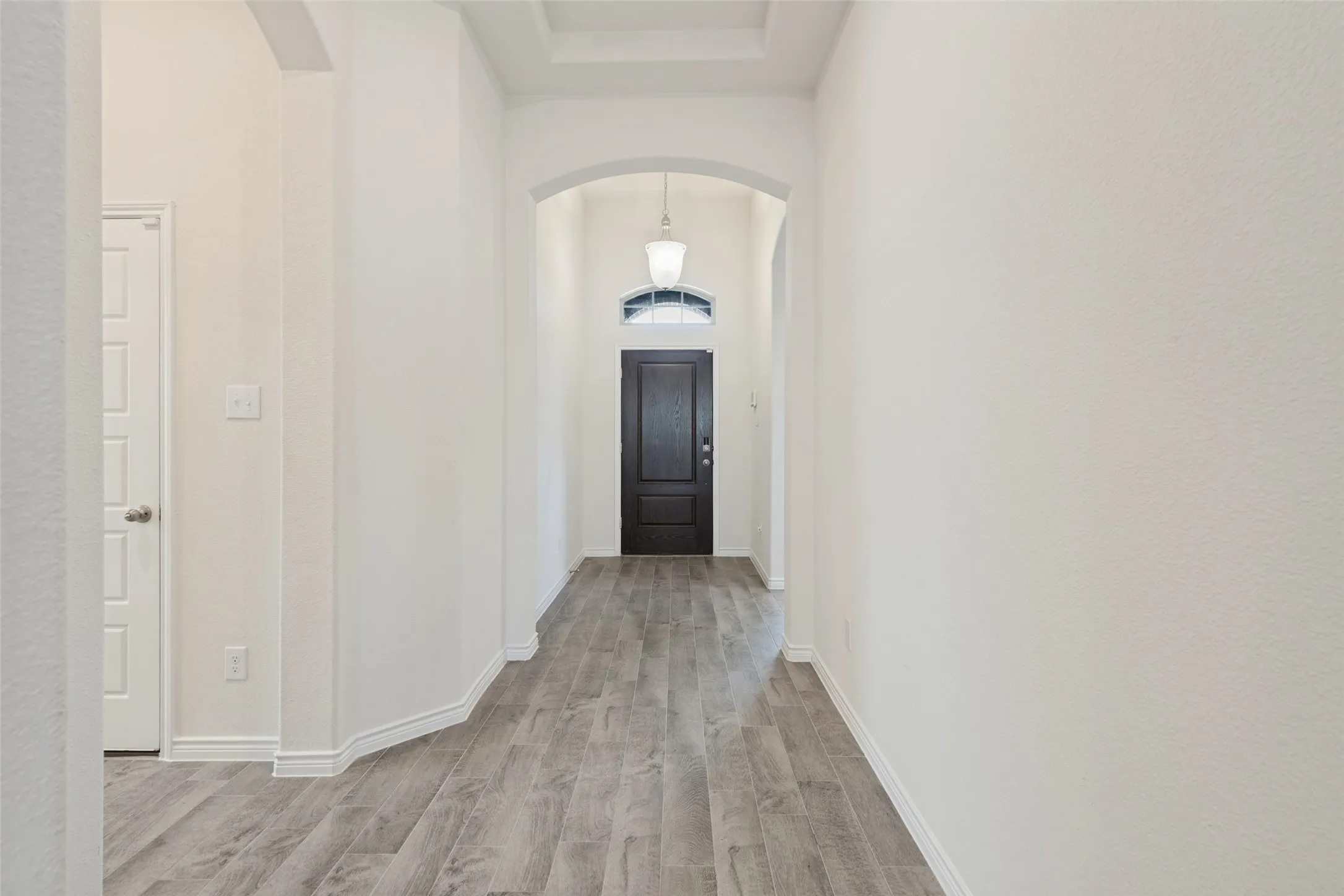 Single Family Residence For Sale in Kaufman County , 4108 Ellinger Drive, Heath, Texas 75126, 4 Bedroom, 2 Bathroom, 2 Garage spaces, 2,095 Sqft, built in 2022, mls#21389978, Real Estate Agent in Heath, Homes For Sale in Kaufman county, Homes For Sale in Heath, Realtor in Heath Texas, Real Estate Brokerage Independent Realty Texas, Luminita Cordes Realtor