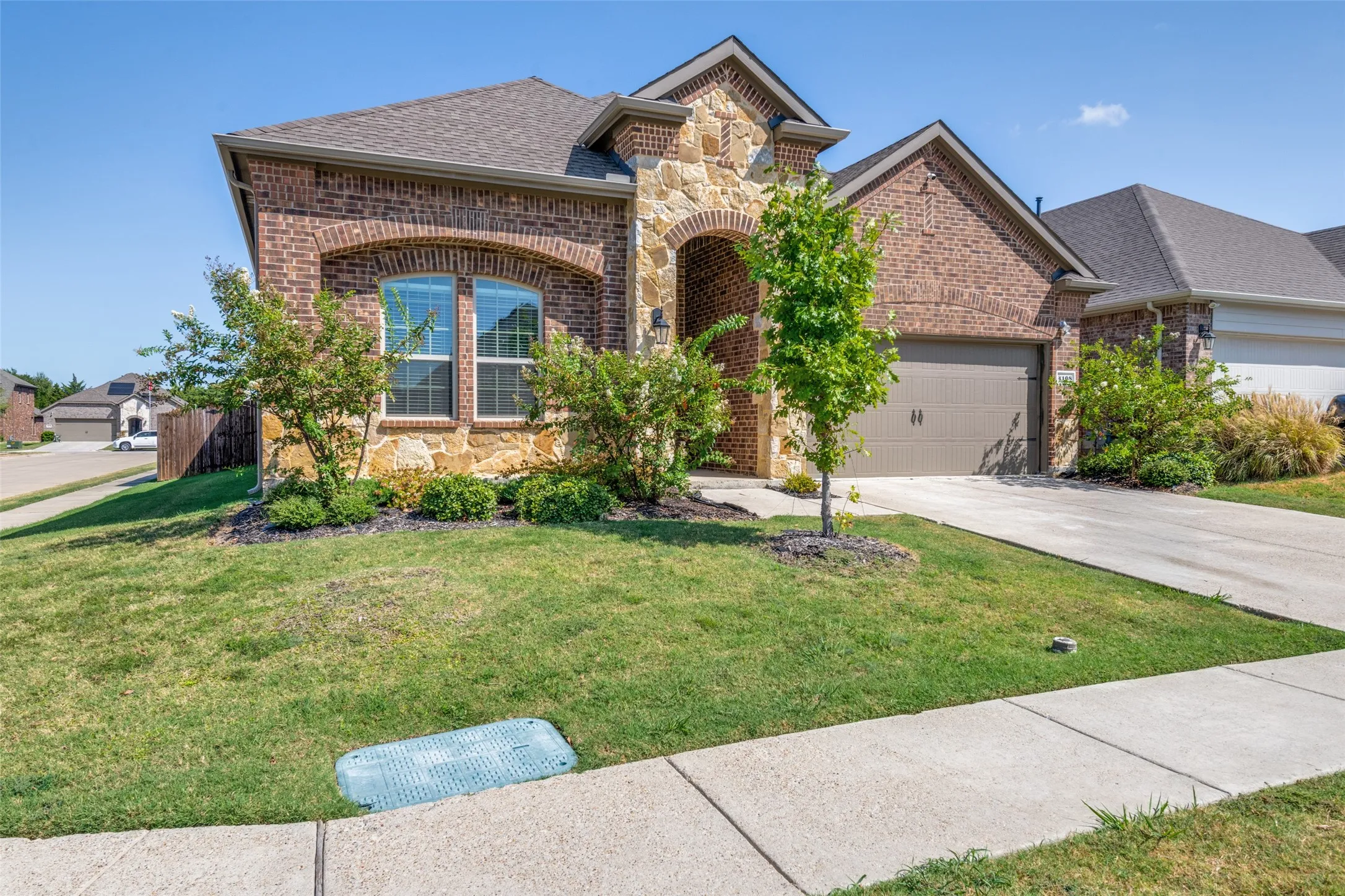 Single Family Residence For Sale in Kaufman County , 4108 Ellinger Drive, Heath, Texas 75126, 4 Bedroom, 2 Bathroom, 2 Garage spaces, 2,095 Sqft, built in 2022, mls#21389978, Real Estate Agent in Heath, Homes For Sale in Kaufman county, Homes For Sale in Heath, Realtor in Heath Texas, Real Estate Brokerage Independent Realty Texas, Luminita Cordes Realtor