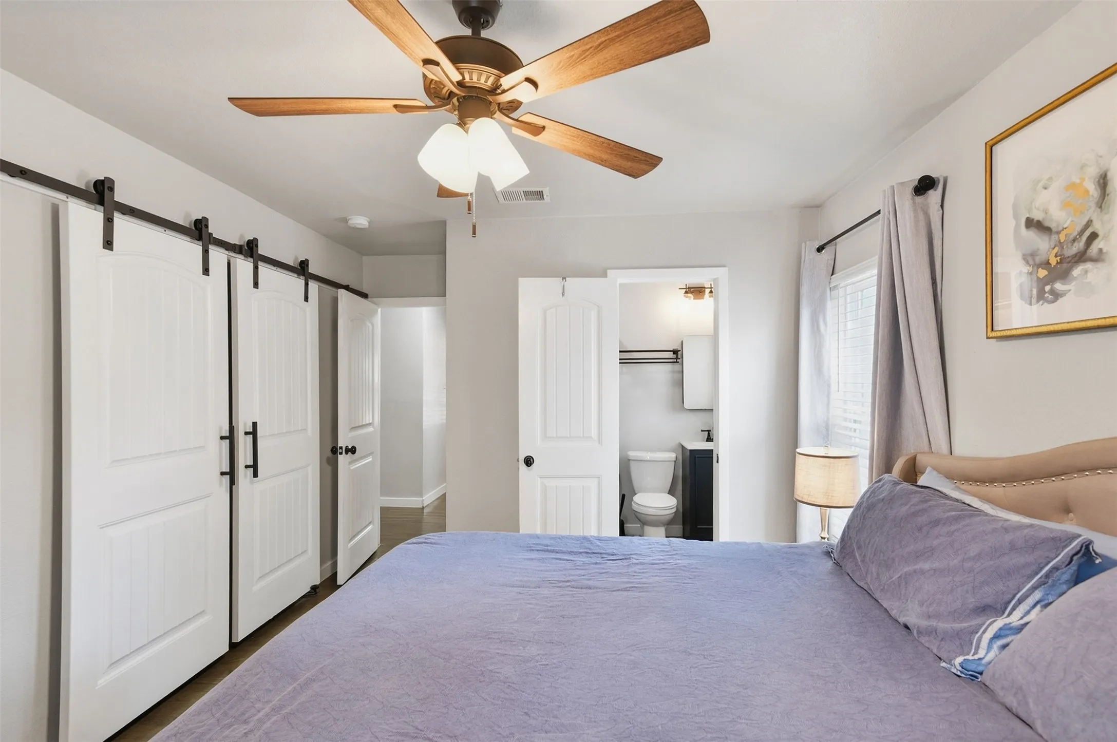 Single Family Residence For Sale in Dallas County , 2421 Hillburn Drive, Dallas, Texas 75227, 4 Bedroom, 3 Bathroom, 2 Garage spaces, 2,238 Sqft, built in 1953, mls#21389983, Real Estate Agent in Dallas, Homes For Sale in Dallas county, Homes For Sale in Dallas, Realtor in Dallas Texas, Real Estate Brokerage Independent Realty Texas, Luminita Cordes Realtor