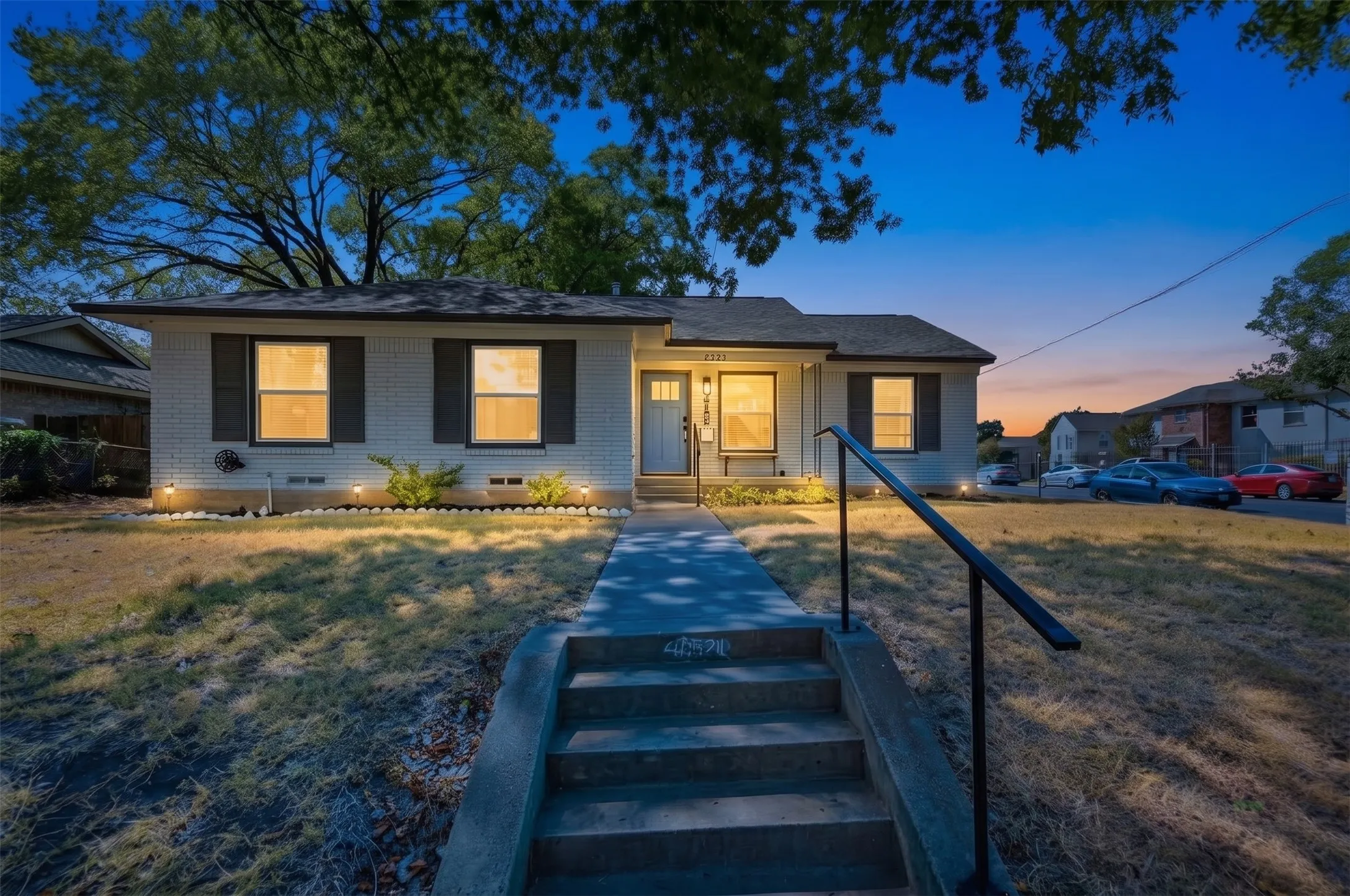 Single Family Residence For Sale in Dallas County , 2421 Hillburn Drive, Dallas, Texas 75227, 4 Bedroom, 3 Bathroom, 2 Garage spaces, 2,238 Sqft, built in 1953, mls#21389983, Real Estate Agent in Dallas, Homes For Sale in Dallas county, Homes For Sale in Dallas, Realtor in Dallas Texas, Real Estate Brokerage Independent Realty Texas, Luminita Cordes Realtor
