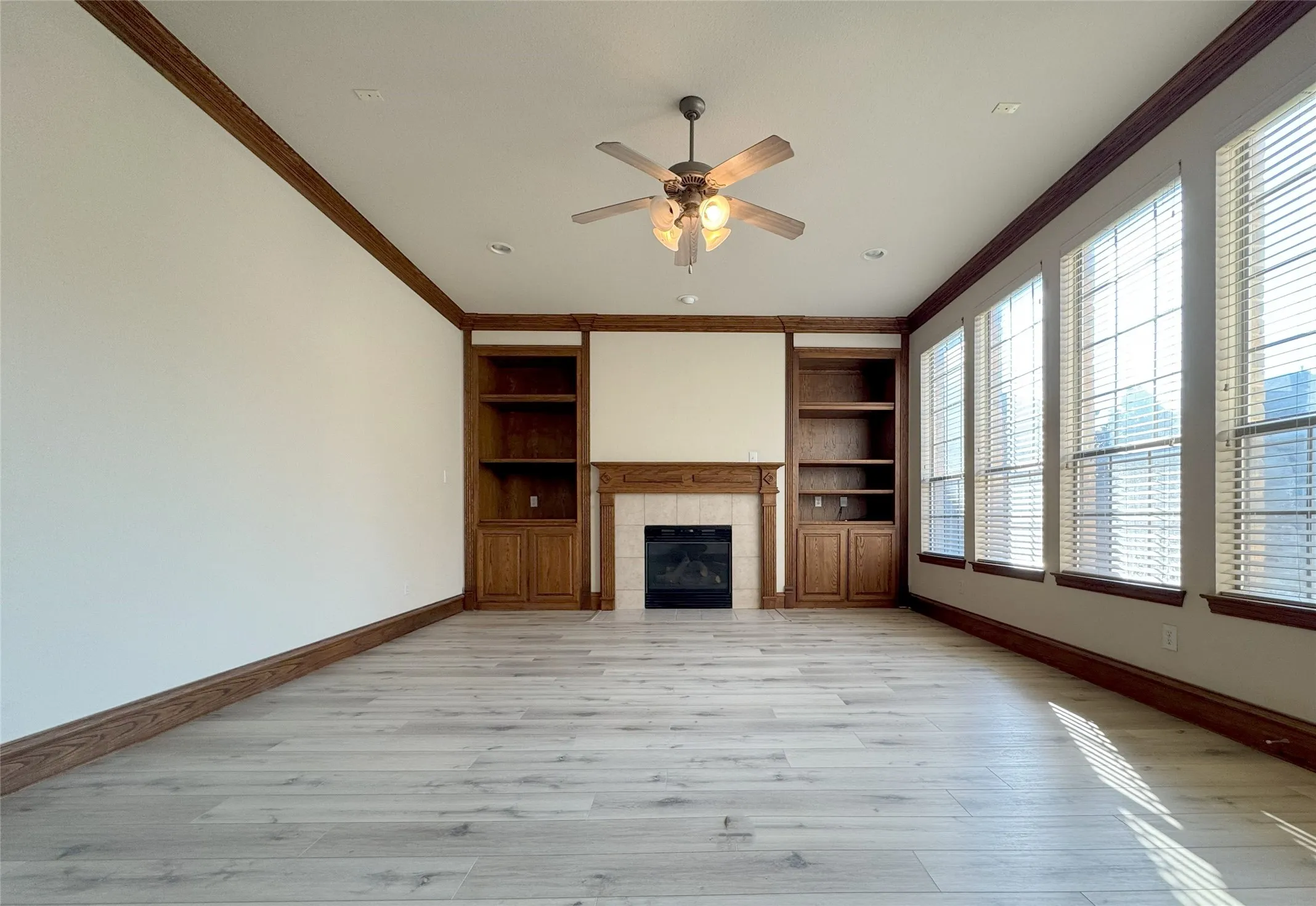 Single Family Residence For Rent in Collin County , 4112 Hearthlight Court, Plano, Texas 75024, 4 Bedroom, 4 Bathroom, 2 Garage spaces, 3,732 Sqft, built in 2002, mls#21389986, Real Estate Agent in Plano, Homes For Rent in Collin county, Homes For Rent in Plano, Realtor in Plano Texas, Real Estate Brokerage Independent Realty Texas, Luminita Cordes Realtor