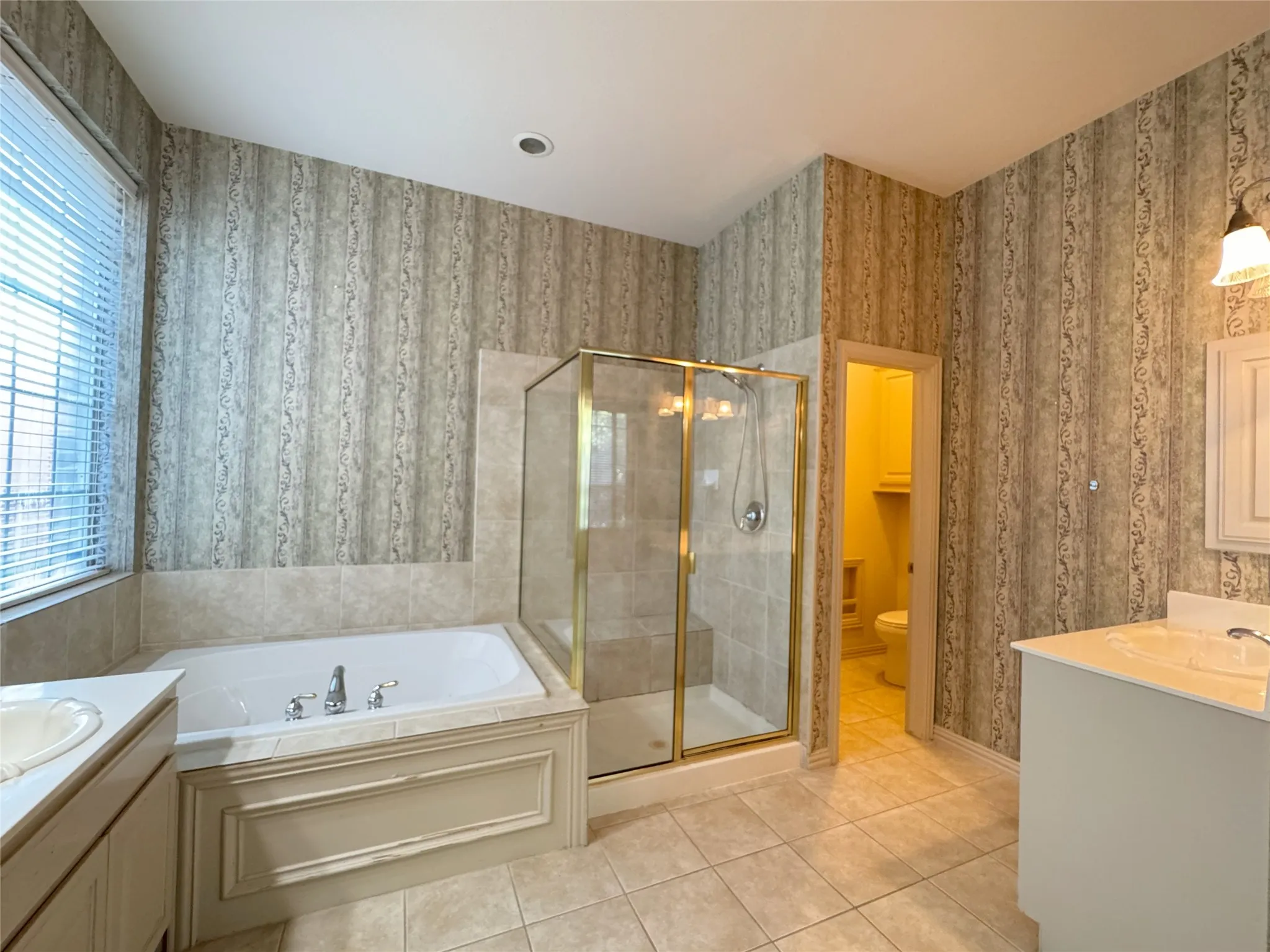 Single Family Residence For Rent in Collin County , 4112 Hearthlight Court, Plano, Texas 75024, 4 Bedroom, 4 Bathroom, 2 Garage spaces, 3,732 Sqft, built in 2002, mls#21389986, Real Estate Agent in Plano, Homes For Rent in Collin county, Homes For Rent in Plano, Realtor in Plano Texas, Real Estate Brokerage Independent Realty Texas, Luminita Cordes Realtor