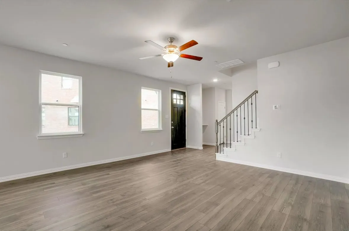 Townhouse For Rent in Denton County , 1127 Rusk Way, Lewisville, Texas 75077, 4 Bedroom, 3 Bathroom, 2 Garage spaces, 2,097 Sqft, built in 2022, mls#21389971, Real Estate Agent in Lewisville, Homes For Rent in Denton county, Homes For Rent in Lewisville, Realtor in Lewisville Texas, Real Estate Brokerage Independent Realty Texas, Luminita Cordes Realtor