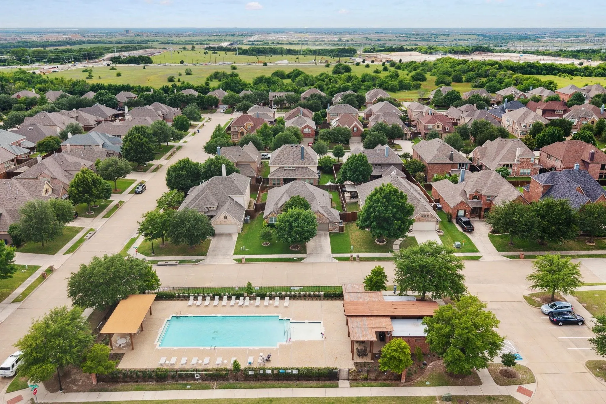 Single Family Residence For Sale in Collin County , 14019 Alden Lane, Frisco, Texas 75035, 5 Bedroom, 4 Bathroom, 2 Garage spaces, 3,731 Sqft, built in 2010, mls#21389979, Real Estate Agent in Frisco, Homes For Sale in Collin county, Homes For Sale in Frisco, Realtor in Frisco Texas, Real Estate Brokerage Independent Realty Texas, Luminita Cordes Realtor