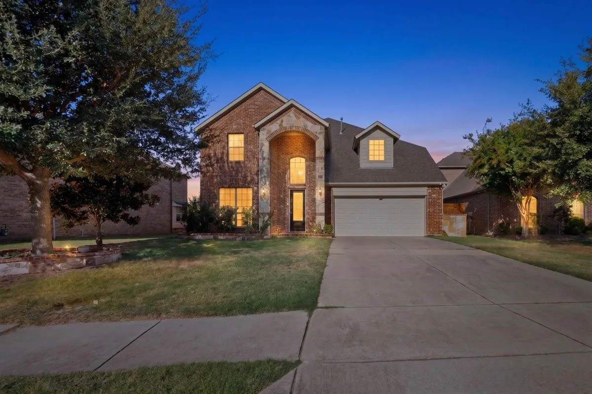 Single Family Residence For Sale