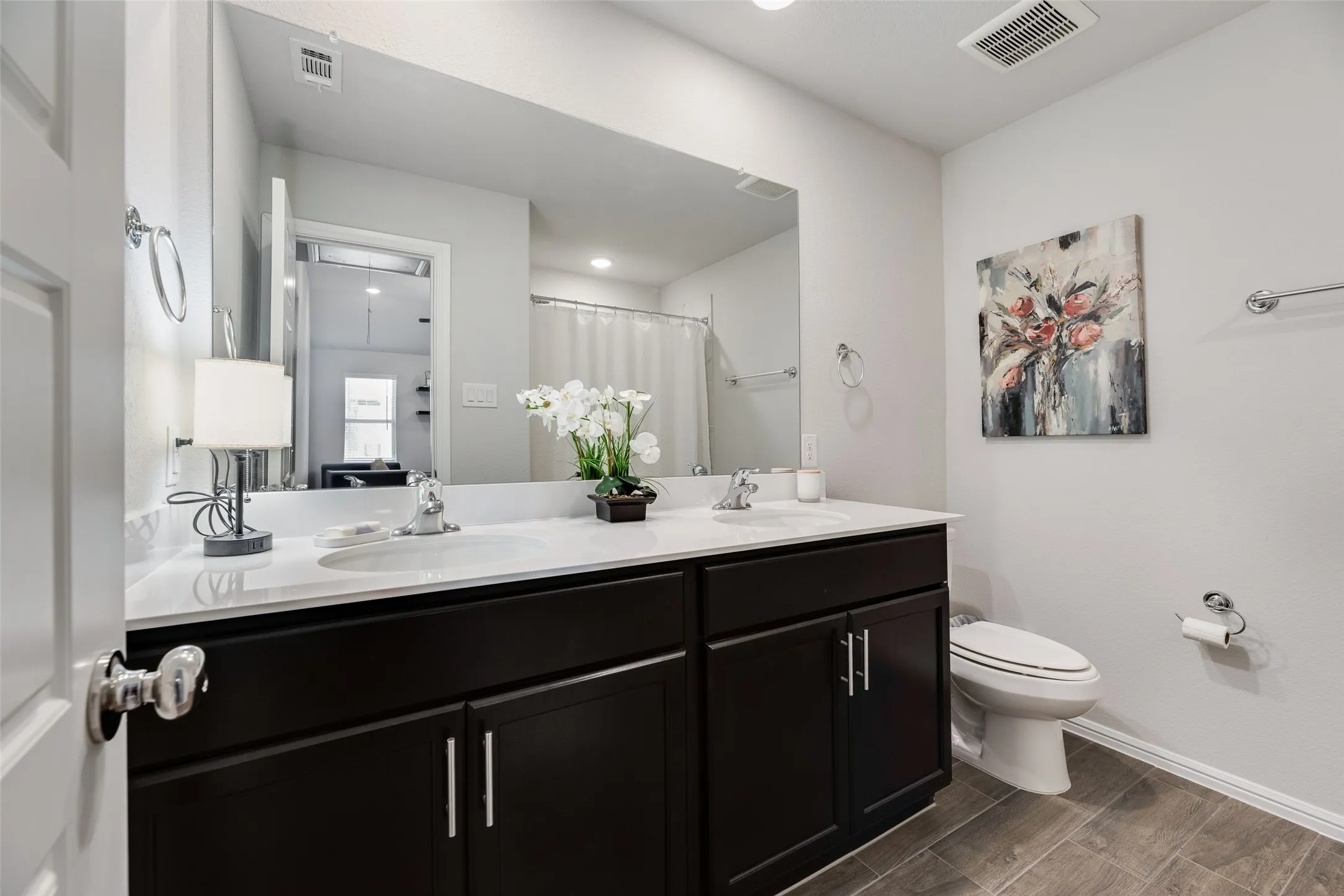 Single Family Residence For Sale in Denton County , 14137 Birch Farm Drive, Pilot Point, Texas 76258, 4 Bedroom, 3 Bathroom, 2 Garage spaces, 2,501 Sqft, built in 2022, mls#21385202, Real Estate Agent in Pilot Point, Homes For Sale in Denton county, Homes For Sale in Pilot Point, Realtor in Pilot Point Texas, Real Estate Brokerage Independent Realty Texas, Luminita Cordes Realtor