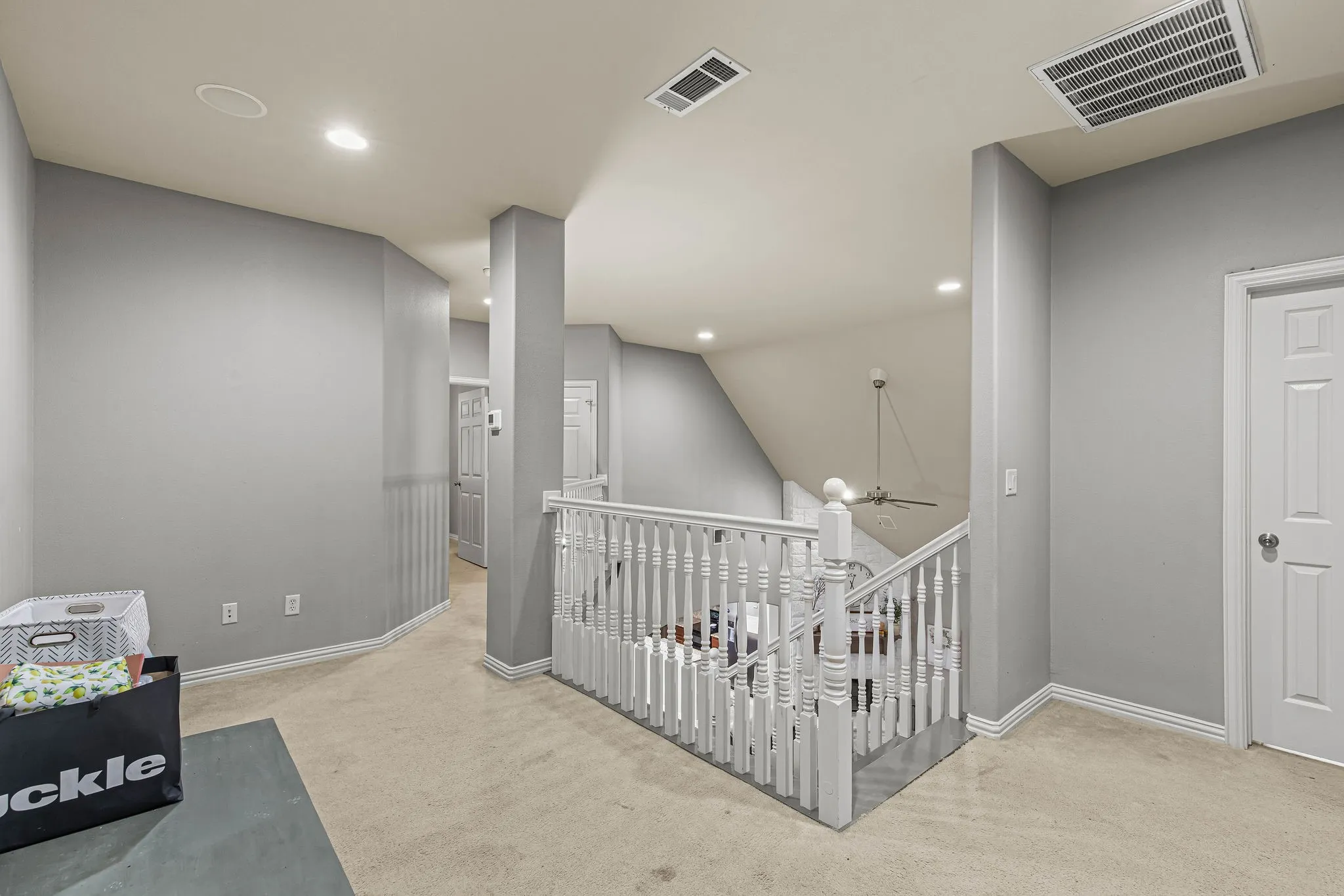 Townhouse For Sale in Wise County , 370 Greathouse Village, Decatur, Texas 76234, 4 Bedroom, 4 Bathroom, 2 Garage spaces, 2,027 Sqft, built in 2008, mls#21388479, Real Estate Agent in Decatur, Homes For Sale in Wise county, Homes For Sale in Decatur, Realtor in Decatur Texas, Real Estate Brokerage Independent Realty Texas, Luminita Cordes Realtor