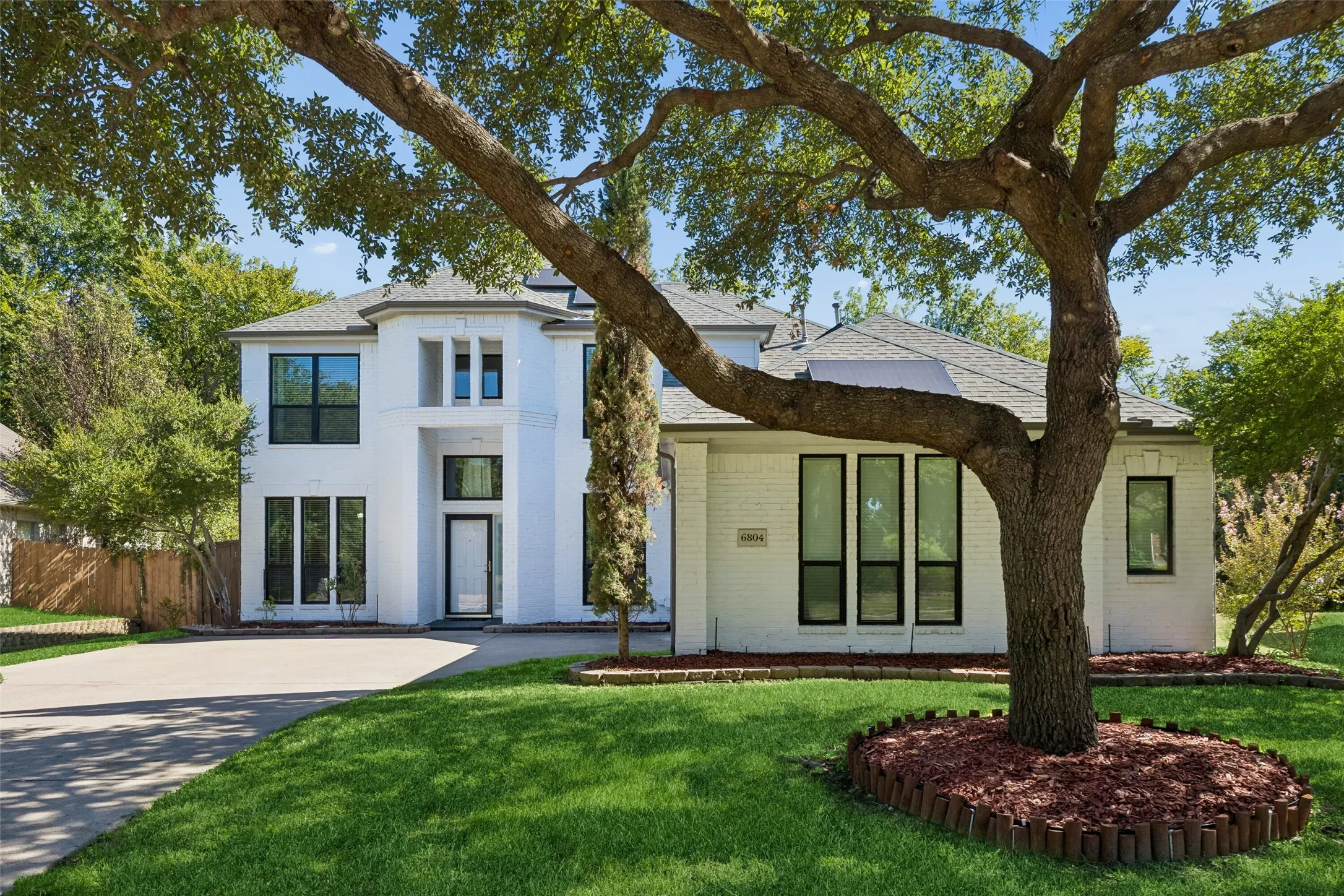 Single Family Residence For Sale