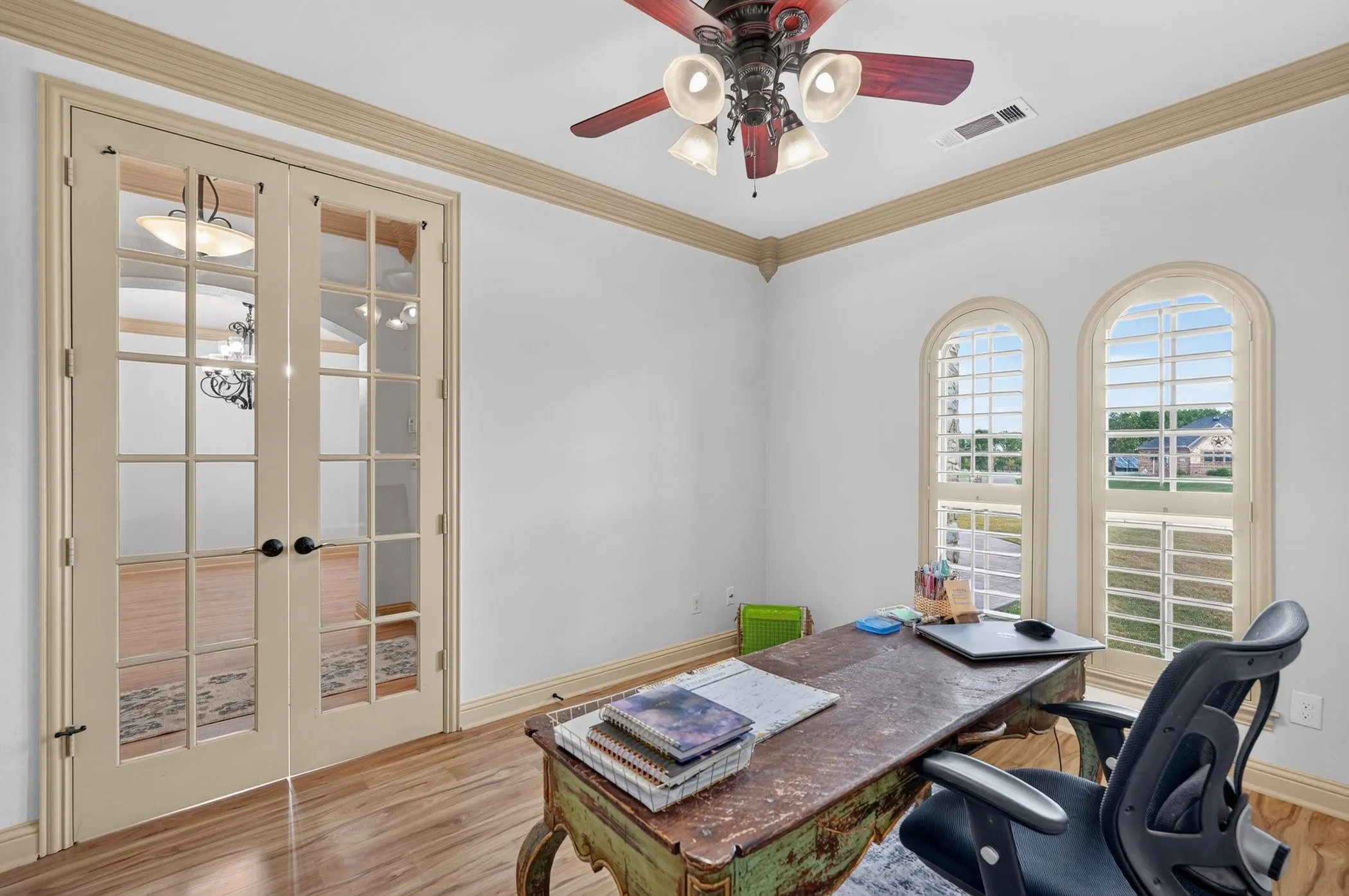 Single Family Residence For Sale in Kaufman County , 15110 Rutledge Lane, Talty, Texas 75126, 4 Bedroom, 4 Bathroom, 4 Garage spaces, 3,179 Sqft, built in 2014, mls#21389787, Real Estate Agent in Talty, Homes For Sale in Kaufman county, Homes For Sale in Talty, Realtor in Talty Texas, Real Estate Brokerage Independent Realty Texas, Luminita Cordes Realtor