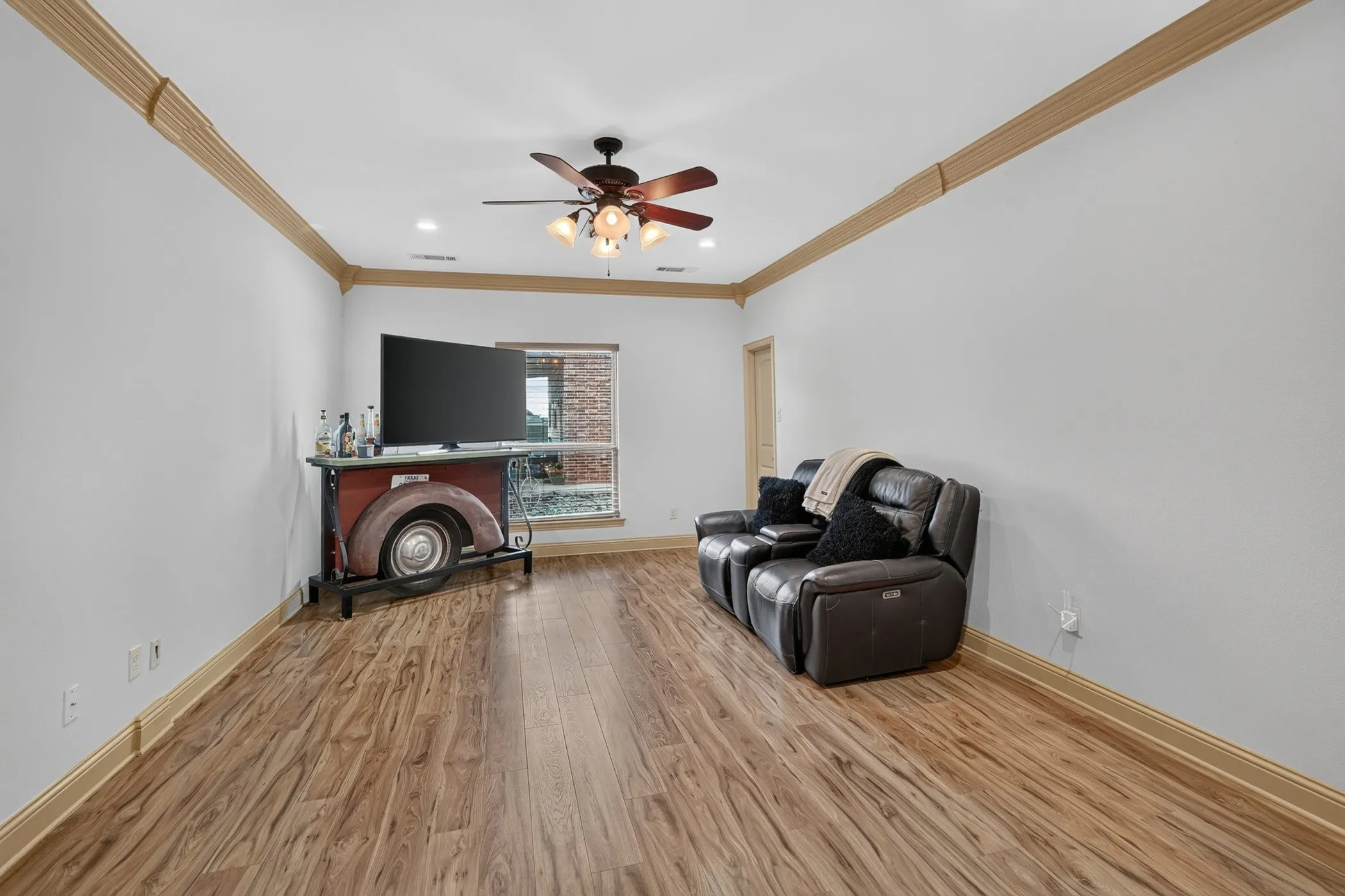 Single Family Residence For Sale in Kaufman County , 15110 Rutledge Lane, Talty, Texas 75126, 4 Bedroom, 4 Bathroom, 4 Garage spaces, 3,179 Sqft, built in 2014, mls#21389787, Real Estate Agent in Talty, Homes For Sale in Kaufman county, Homes For Sale in Talty, Realtor in Talty Texas, Real Estate Brokerage Independent Realty Texas, Luminita Cordes Realtor