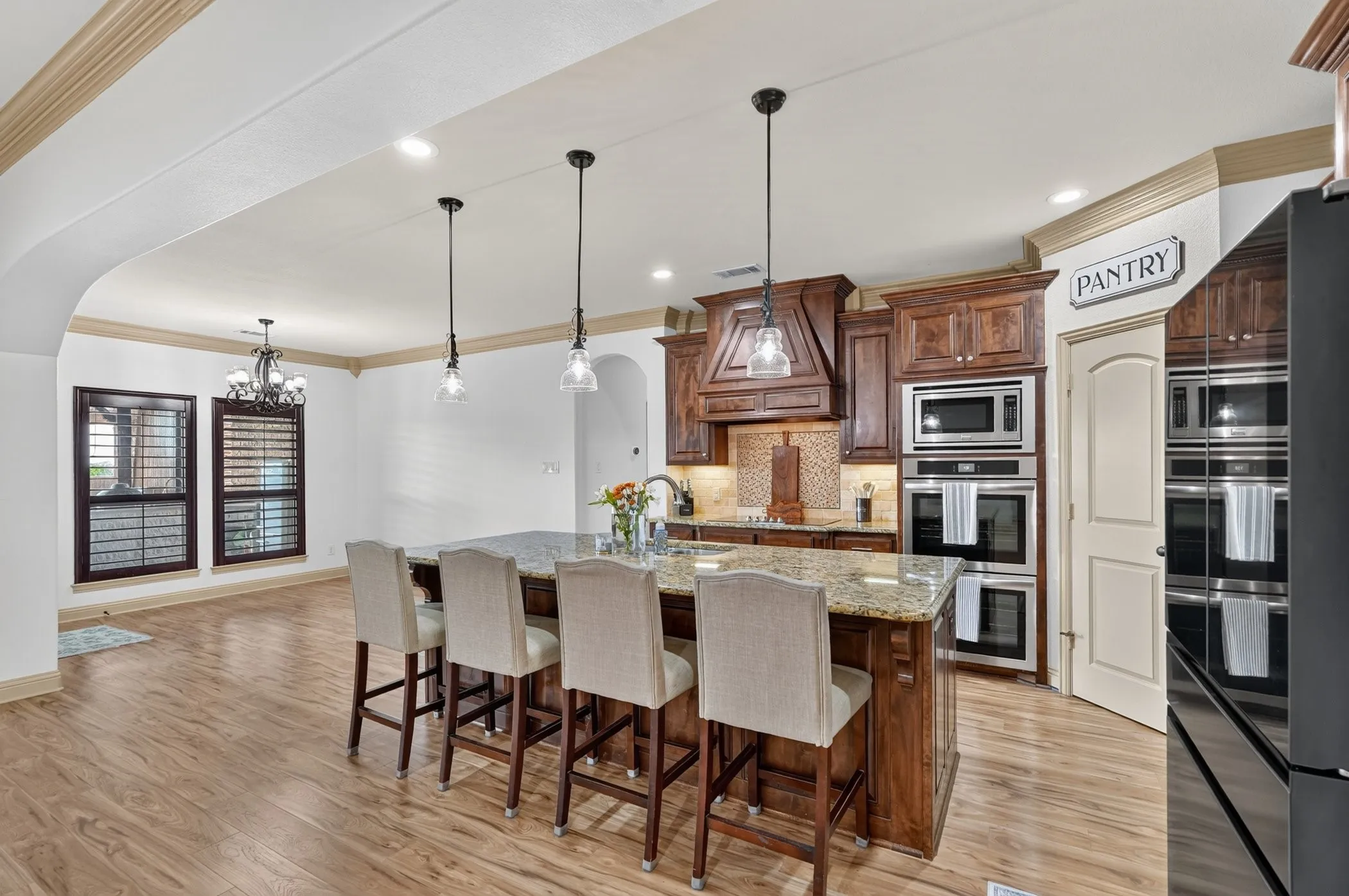 Single Family Residence For Sale in Kaufman County , 15110 Rutledge Lane, Talty, Texas 75126, 4 Bedroom, 4 Bathroom, 4 Garage spaces, 3,179 Sqft, built in 2014, mls#21389787, Real Estate Agent in Talty, Homes For Sale in Kaufman county, Homes For Sale in Talty, Realtor in Talty Texas, Real Estate Brokerage Independent Realty Texas, Luminita Cordes Realtor