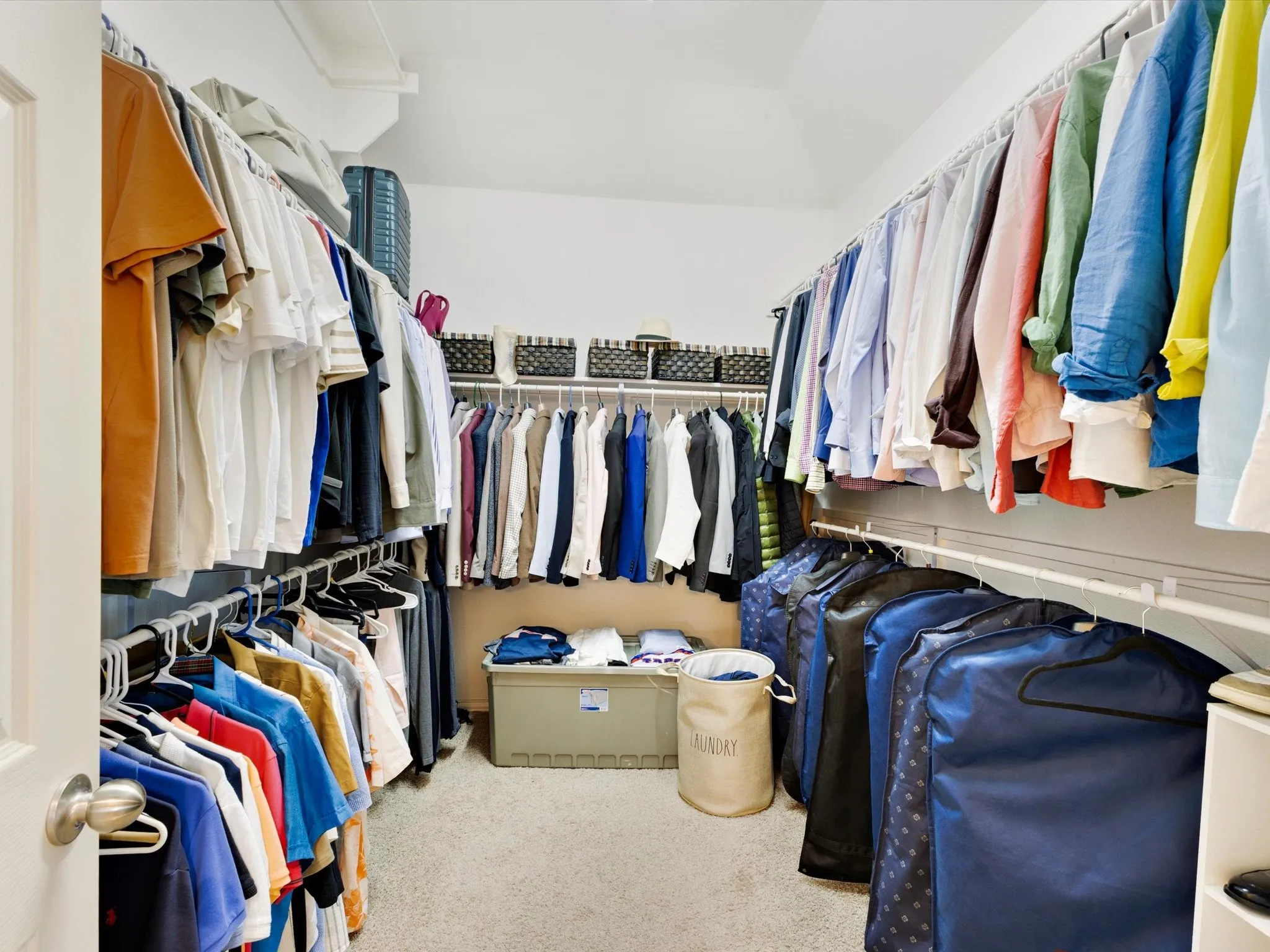 Wall-mounted hanging rods with integrated shelving
