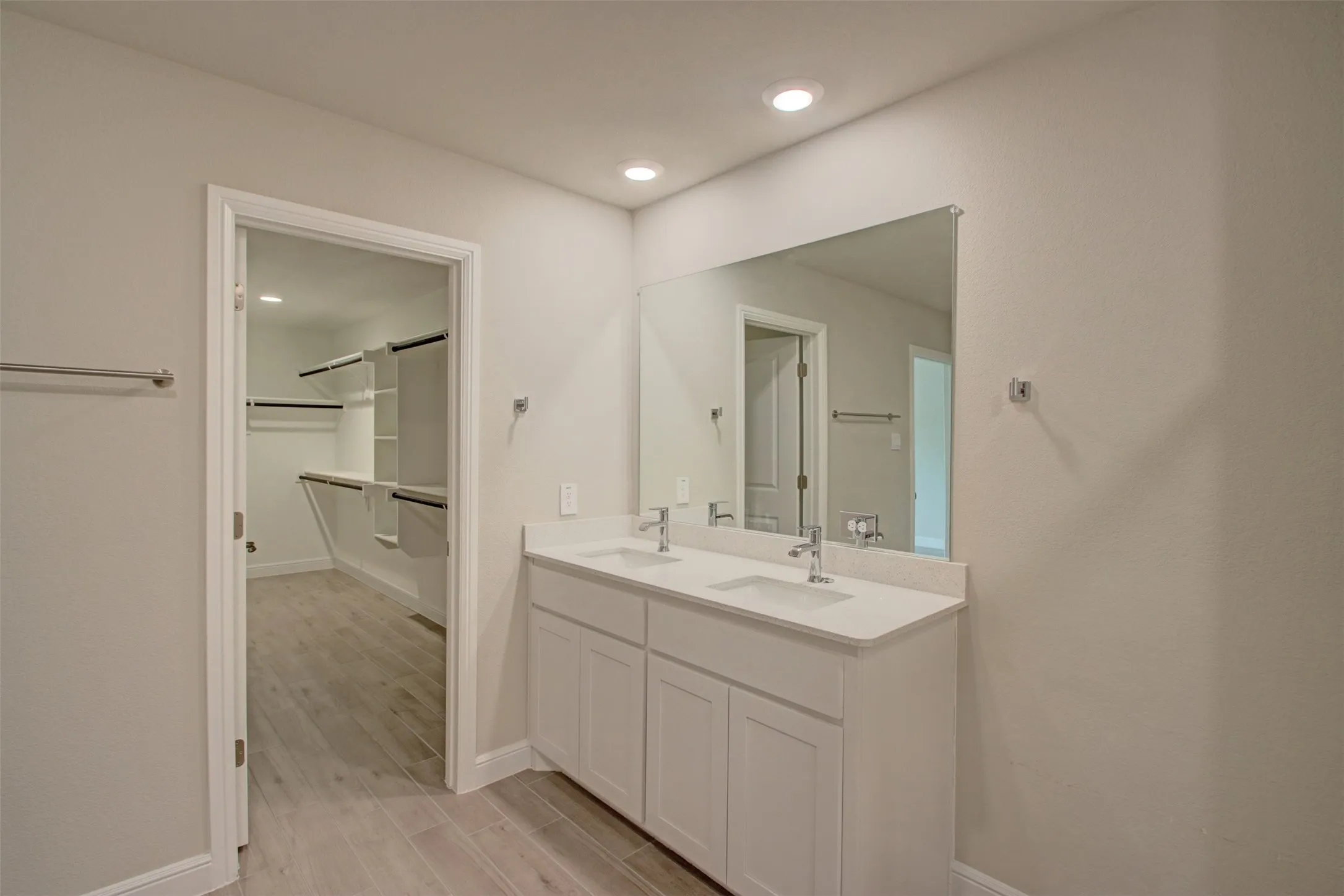 Single Family Residence For Sale in Johnson County , 859 Waterford Way, Joshua, Texas 76058, 4 Bedroom, 2 Bathroom, 2 Garage spaces, 2,107 Sqft, built in 2024, mls#21389048, Real Estate Agent in Joshua, Homes For Sale in Johnson county, Homes For Sale in Joshua, Realtor in Joshua Texas, Real Estate Brokerage Independent Realty Texas, Luminita Cordes Realtor
