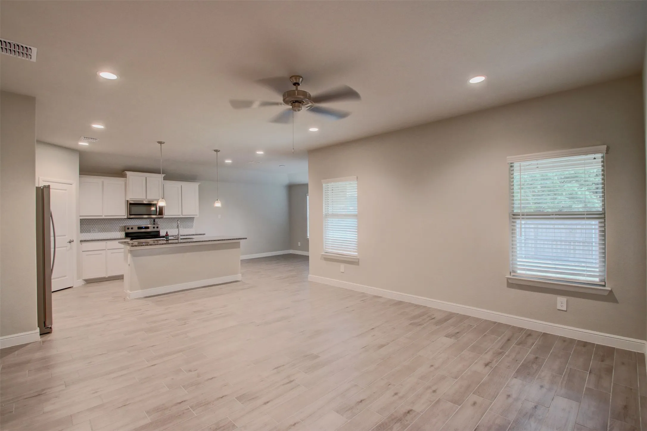 Single Family Residence For Sale in Johnson County , 859 Waterford Way, Joshua, Texas 76058, 4 Bedroom, 2 Bathroom, 2 Garage spaces, 2,107 Sqft, built in 2024, mls#21389048, Real Estate Agent in Joshua, Homes For Sale in Johnson county, Homes For Sale in Joshua, Realtor in Joshua Texas, Real Estate Brokerage Independent Realty Texas, Luminita Cordes Realtor