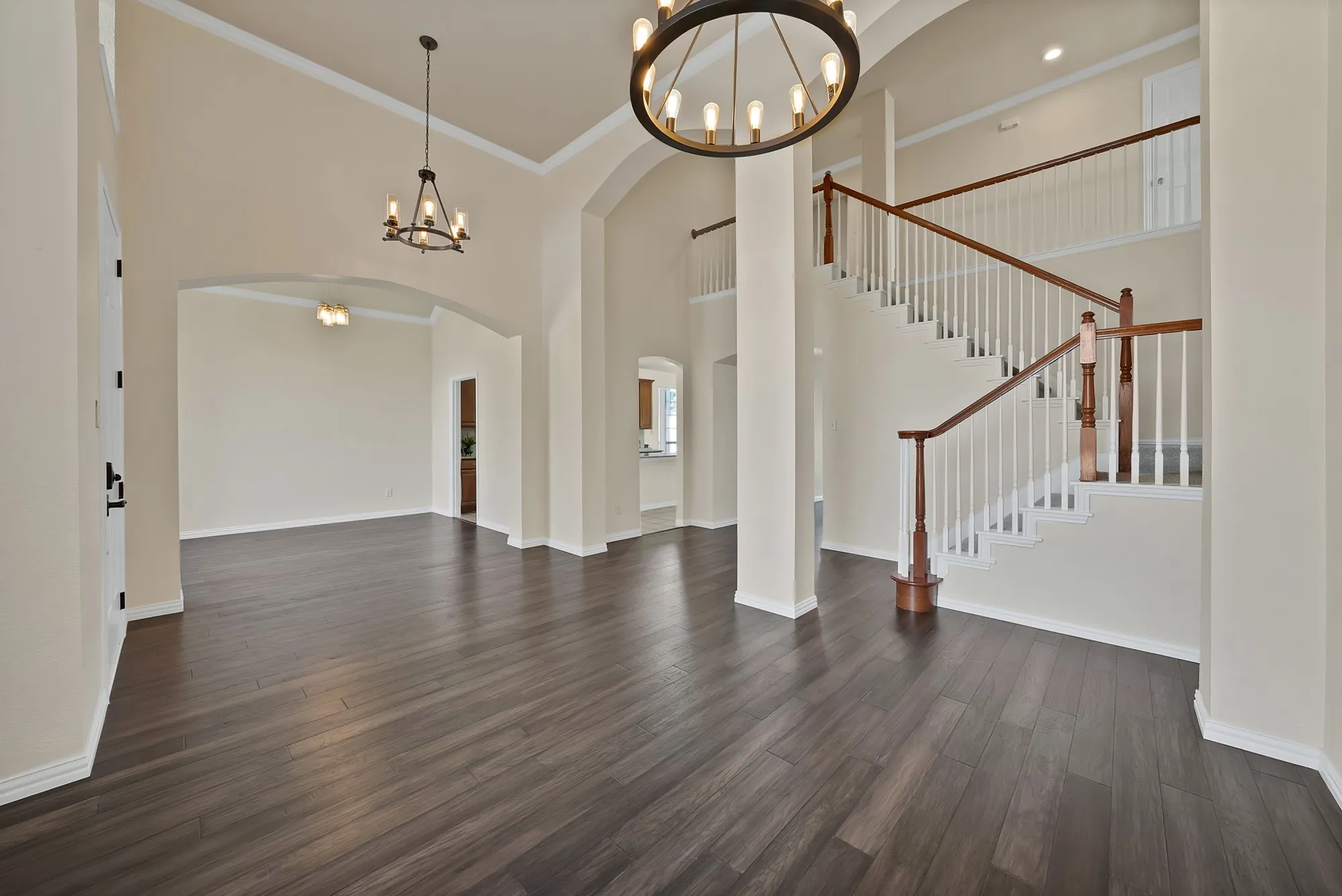 Single Family Residence For Sale in Tarrant County , 2621 Morgan Ann Avenue, Mansfield, Texas 76063, 4 Bedroom, 3 Bathroom, 3 Garage spaces, 3,148 Sqft, built in 2001, mls#21389944, Real Estate Agent in Mansfield, Homes For Sale in Tarrant county, Homes For Sale in Mansfield, Realtor in Mansfield Texas, Real Estate Brokerage Independent Realty Texas, Luminita Cordes Realtor