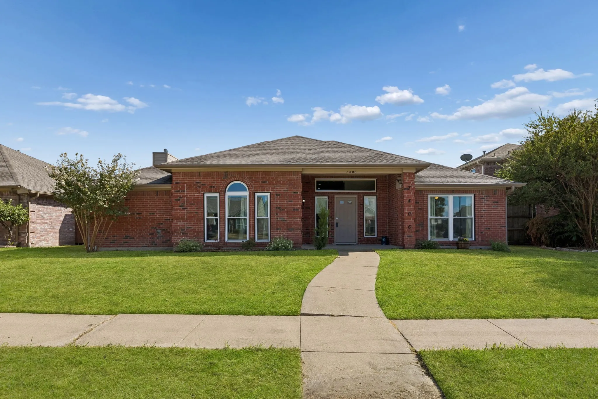 Single Family Residence For Sale