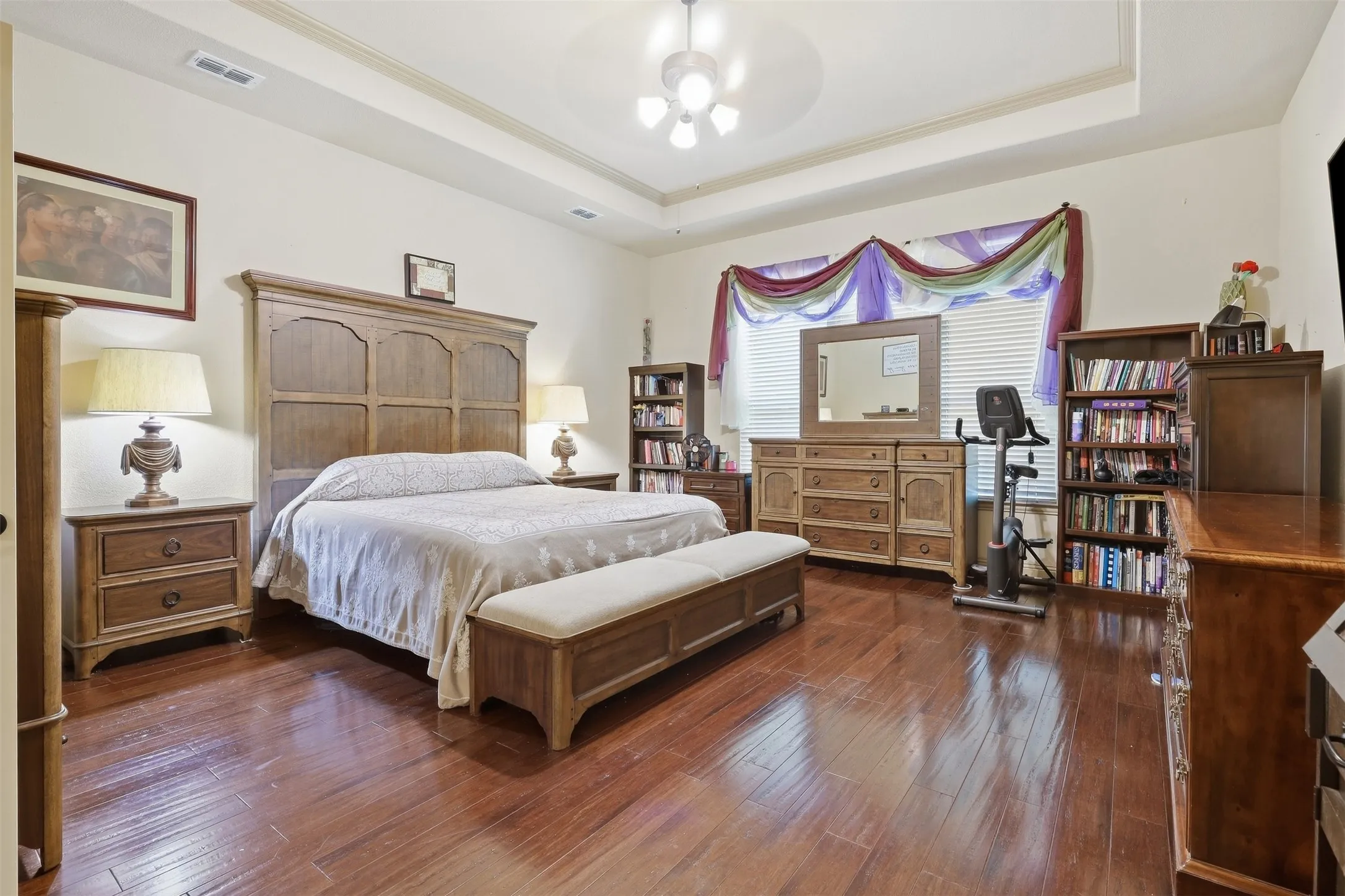 Single Family Residence For Sale in Ellis County , 225 Bentley Drive, Midlothian, Texas 76065, 4 Bedroom, 3 Bathroom, 2 Garage spaces, 3,356 Sqft, built in 2015, mls#21389972, Real Estate Agent in Midlothian, Homes For Sale in Ellis county, Homes For Sale in Midlothian, Realtor in Midlothian Texas, Real Estate Brokerage Independent Realty Texas, Luminita Cordes Realtor