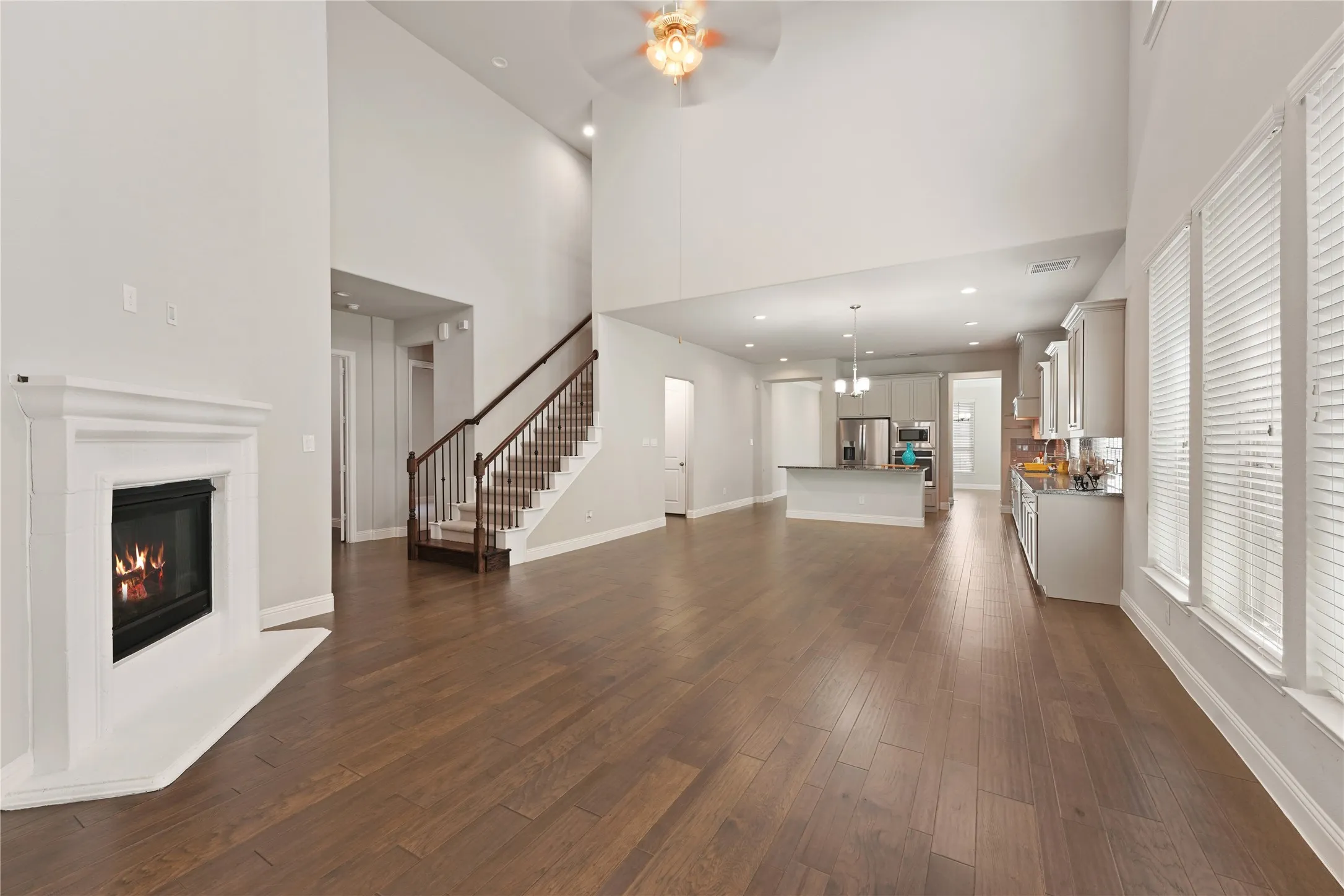 Single Family Residence For Sale in Dallas County , 3531 Calico, Irving, Texas 75038, 5 Bedroom, 5 Bathroom, 2 Garage spaces, 3,600 Sqft, built in 2017, mls#21389928, Real Estate Agent in Irving, Homes For Sale in Dallas county, Homes For Sale in Irving, Realtor in Irving Texas, Real Estate Brokerage Independent Realty Texas, Luminita Cordes Realtor