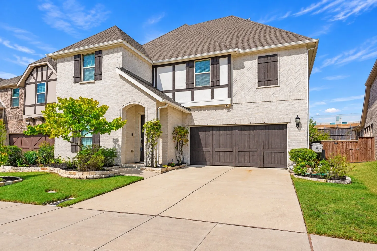 Single Family Residence For Sale in Dallas County , 3531 Calico, Irving, Texas 75038, 5 Bedroom, 5 Bathroom, 2 Garage spaces, 3,600 Sqft, built in 2017, mls#21389928, Real Estate Agent in Irving, Homes For Sale in Dallas county, Homes For Sale in Irving, Realtor in Irving Texas, Real Estate Brokerage Independent Realty Texas, Luminita Cordes Realtor
