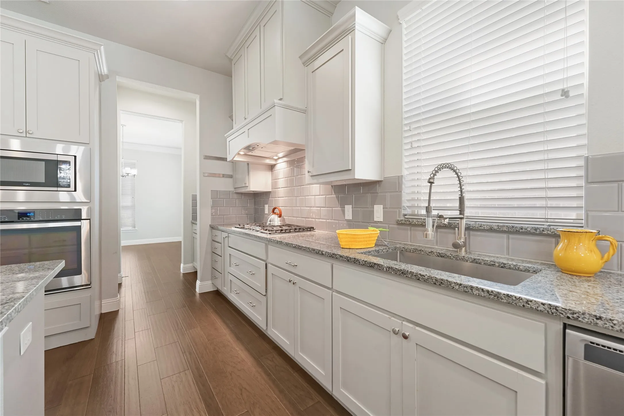Single Family Residence For Sale in Dallas County , 3531 Calico, Irving, Texas 75038, 5 Bedroom, 5 Bathroom, 2 Garage spaces, 3,600 Sqft, built in 2017, mls#21389928, Real Estate Agent in Irving, Homes For Sale in Dallas county, Homes For Sale in Irving, Realtor in Irving Texas, Real Estate Brokerage Independent Realty Texas, Luminita Cordes Realtor