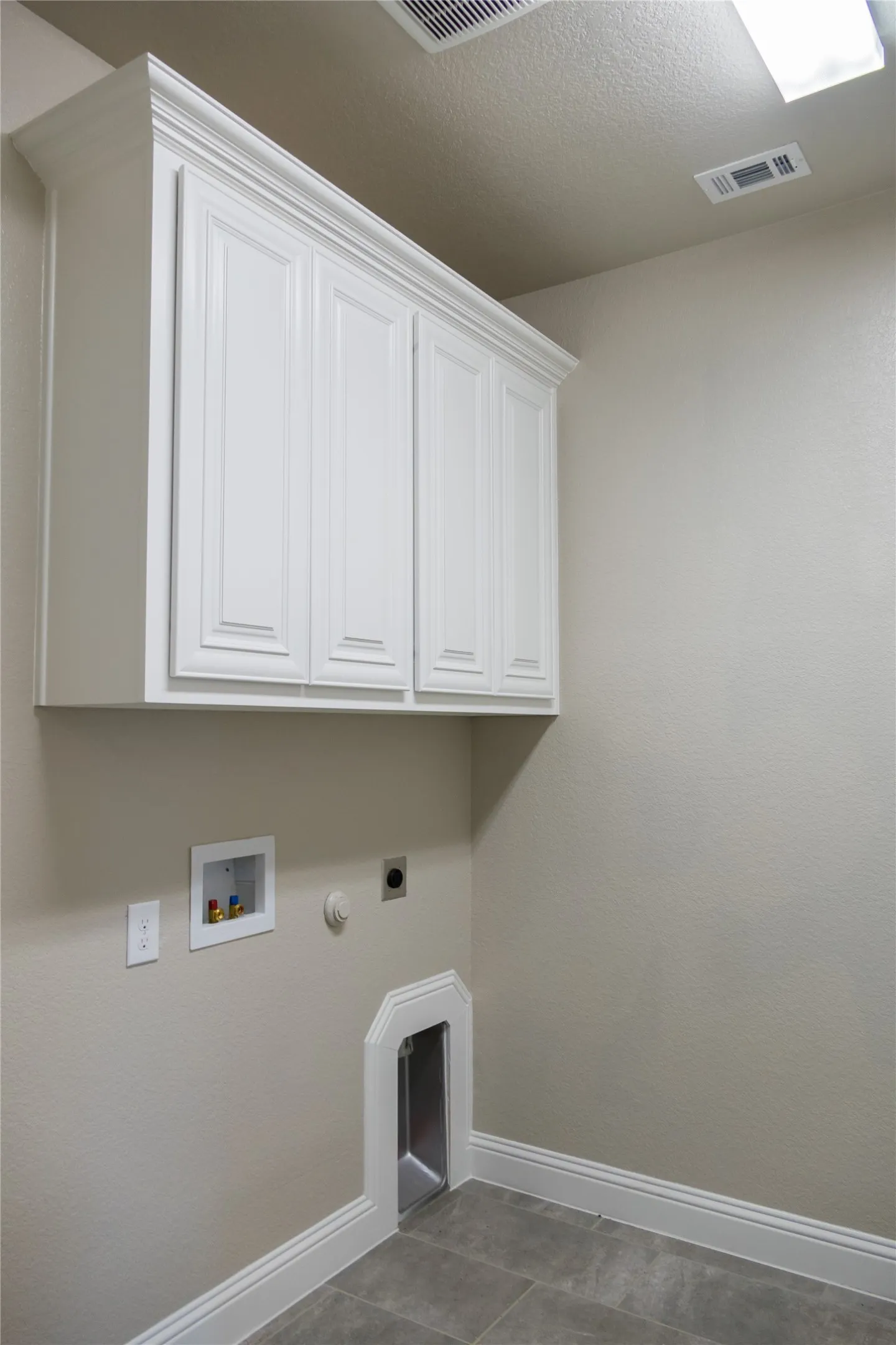 Single Family Residence For Rent in Denton County , 1909 Pavilion Lane, Denton, Texas 76210, 3 Bedroom, 2 Bathroom, 2 Garage spaces, 1,900 Sqft, built in 2016, mls#21390006, Real Estate Agent in Denton, Homes For Rent in Denton county, Homes For Rent in Denton, Realtor in Denton Texas, Real Estate Brokerage Independent Realty Texas, Luminita Cordes Realtor