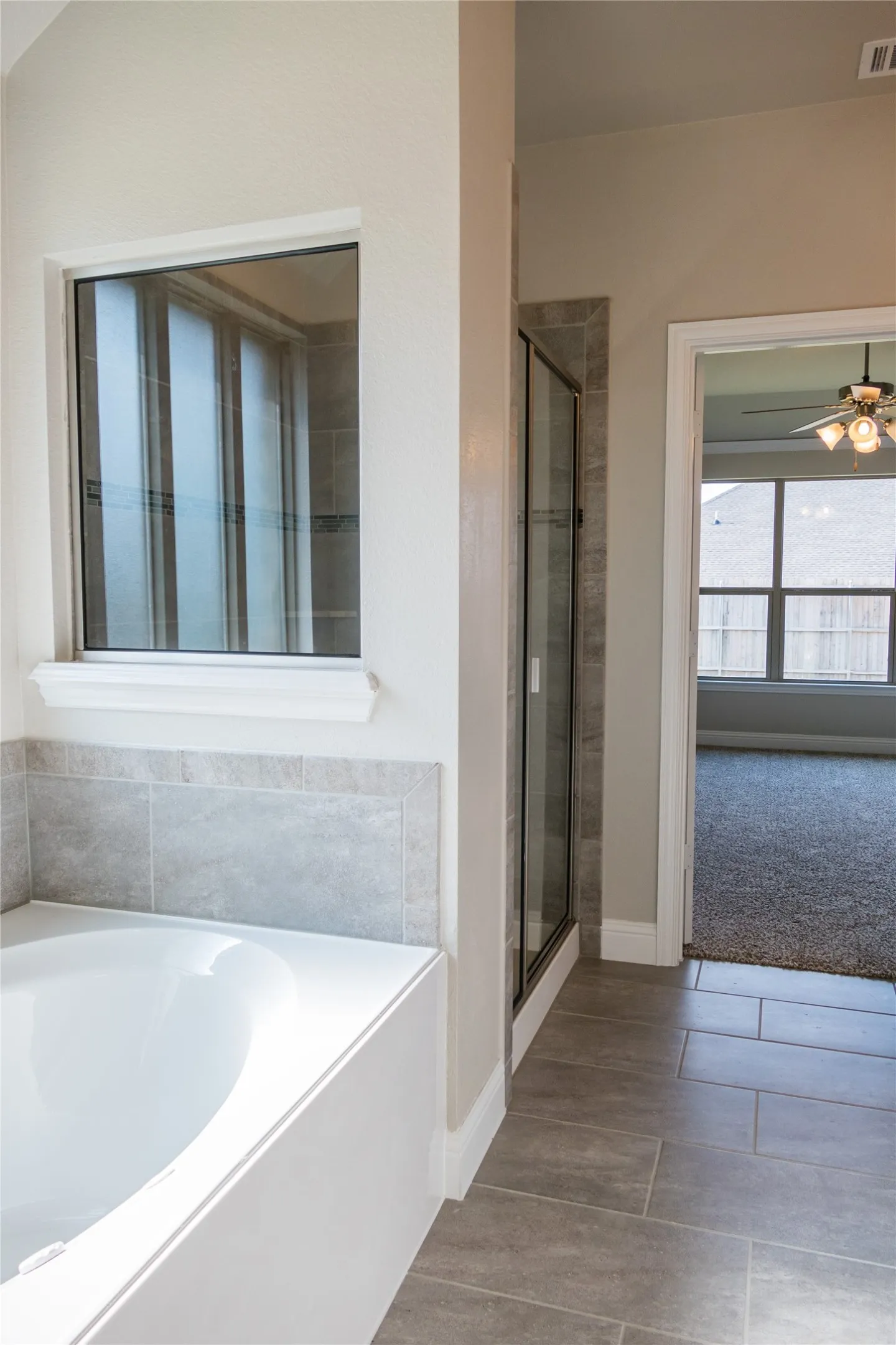 Single Family Residence For Rent in Denton County , 1909 Pavilion Lane, Denton, Texas 76210, 3 Bedroom, 2 Bathroom, 2 Garage spaces, 1,900 Sqft, built in 2016, mls#21390006, Real Estate Agent in Denton, Homes For Rent in Denton county, Homes For Rent in Denton, Realtor in Denton Texas, Real Estate Brokerage Independent Realty Texas, Luminita Cordes Realtor