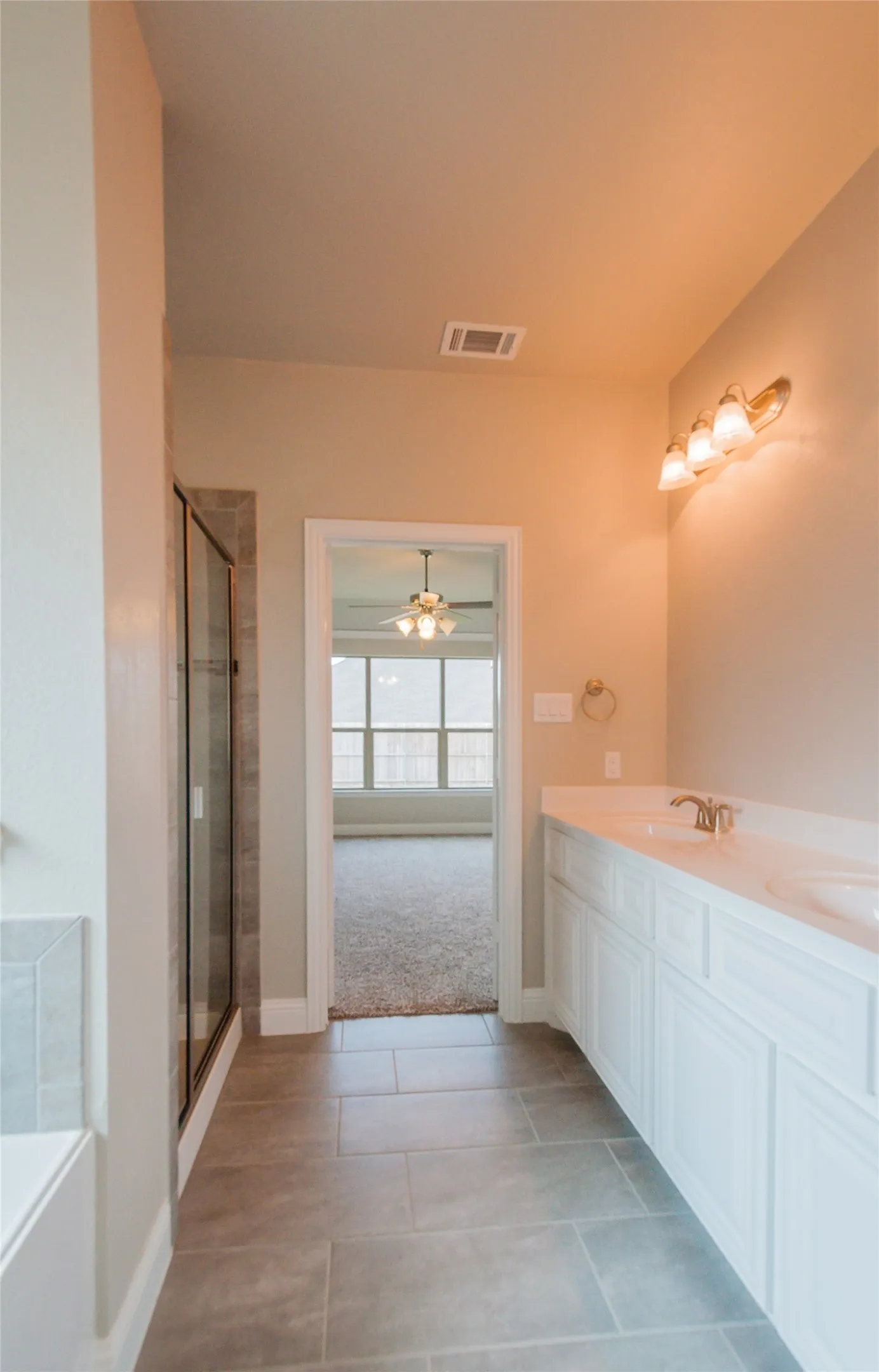 Single Family Residence For Rent in Denton County , 1909 Pavilion Lane, Denton, Texas 76210, 3 Bedroom, 2 Bathroom, 2 Garage spaces, 1,900 Sqft, built in 2016, mls#21390006, Real Estate Agent in Denton, Homes For Rent in Denton county, Homes For Rent in Denton, Realtor in Denton Texas, Real Estate Brokerage Independent Realty Texas, Luminita Cordes Realtor