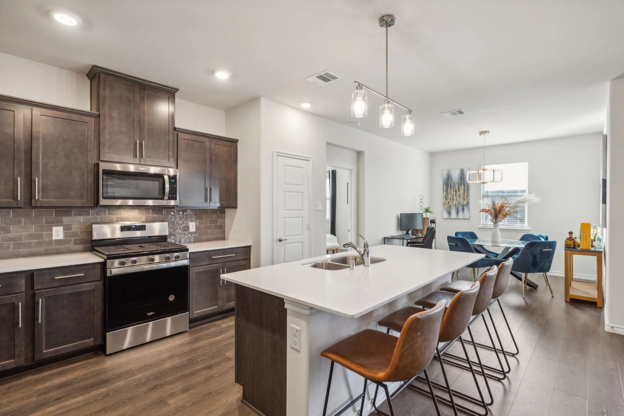 Single Family Residence For Sale in Denton County , 6518 Tudor Place, Celina, Texas 76227, 3 Bedroom, 2 Bathroom, 2 Garage spaces, 1,759 Sqft, built in 2022, mls#21388938, Real Estate Agent in Celina, Homes For Sale in Denton county, Homes For Sale in Celina, Realtor in Celina Texas, Real Estate Brokerage Independent Realty Texas, Luminita Cordes Realtor