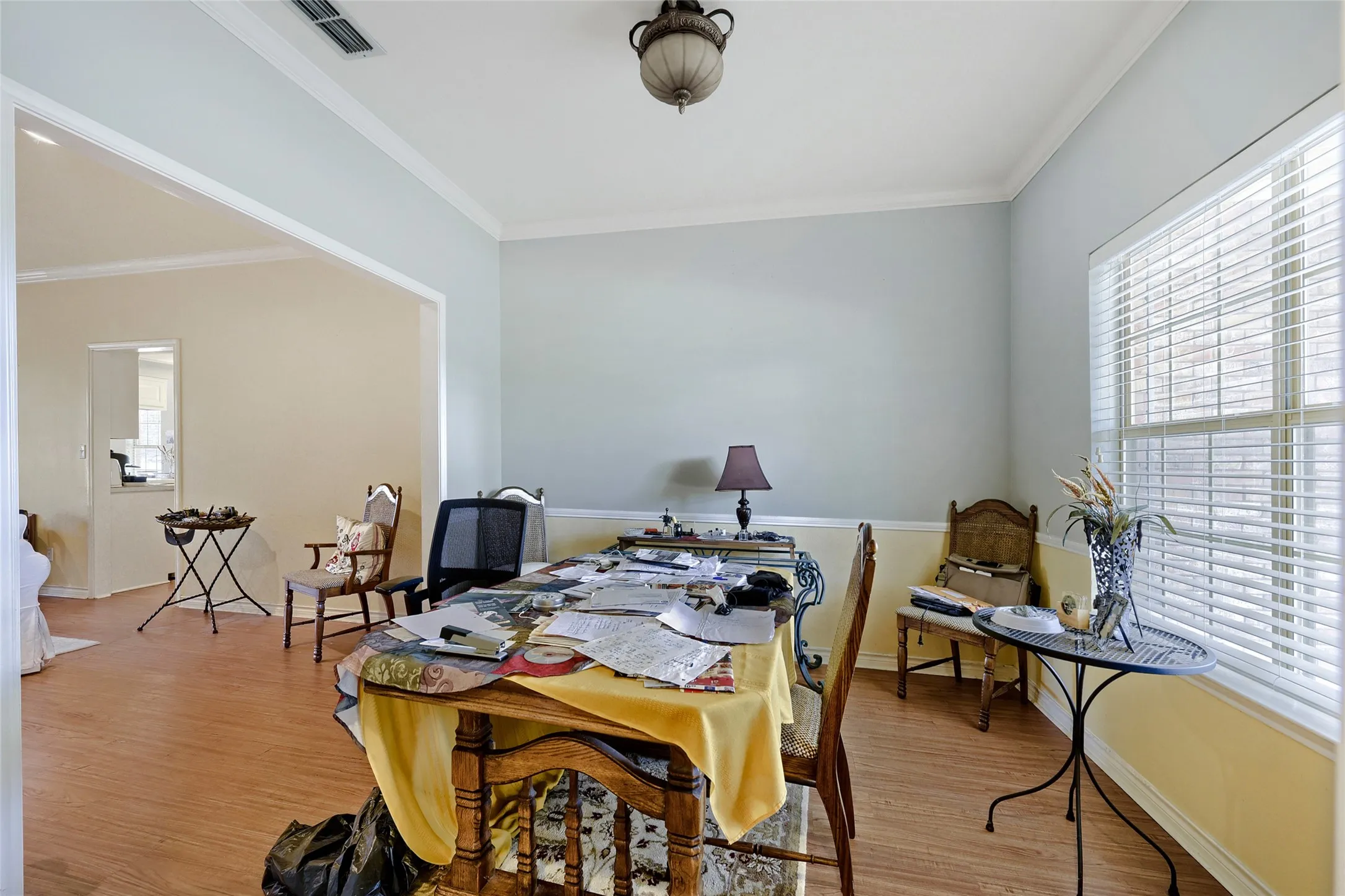 Single Family Residence For Sale in Hood County , 5008 Tahoka Drive, De Cordova, Texas 76049, 3 Bedroom, 2 Bathroom, 2 Garage spaces, 1,921 Sqft, built in 1991, mls#21386219, Real Estate Agent in De Cordova, Homes For Sale in Hood county, Homes For Sale in De Cordova, Realtor in De Cordova Texas, Real Estate Brokerage Independent Realty Texas, Luminita Cordes Realtor